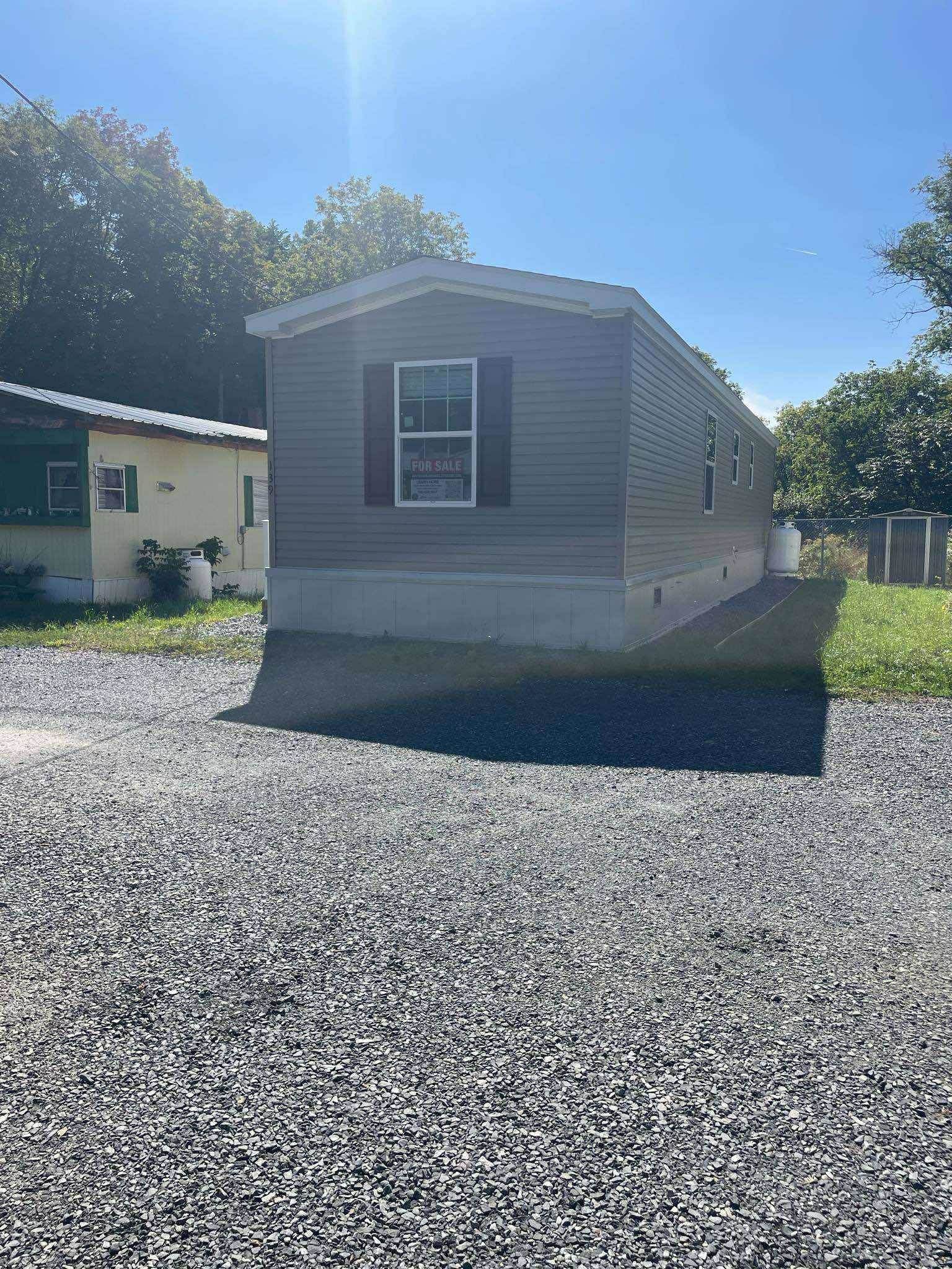 Homes for sale in St. Johnsbury, VT | 141 Oak St, St. Johnsbury, VT 05819 | MLS# 5032263