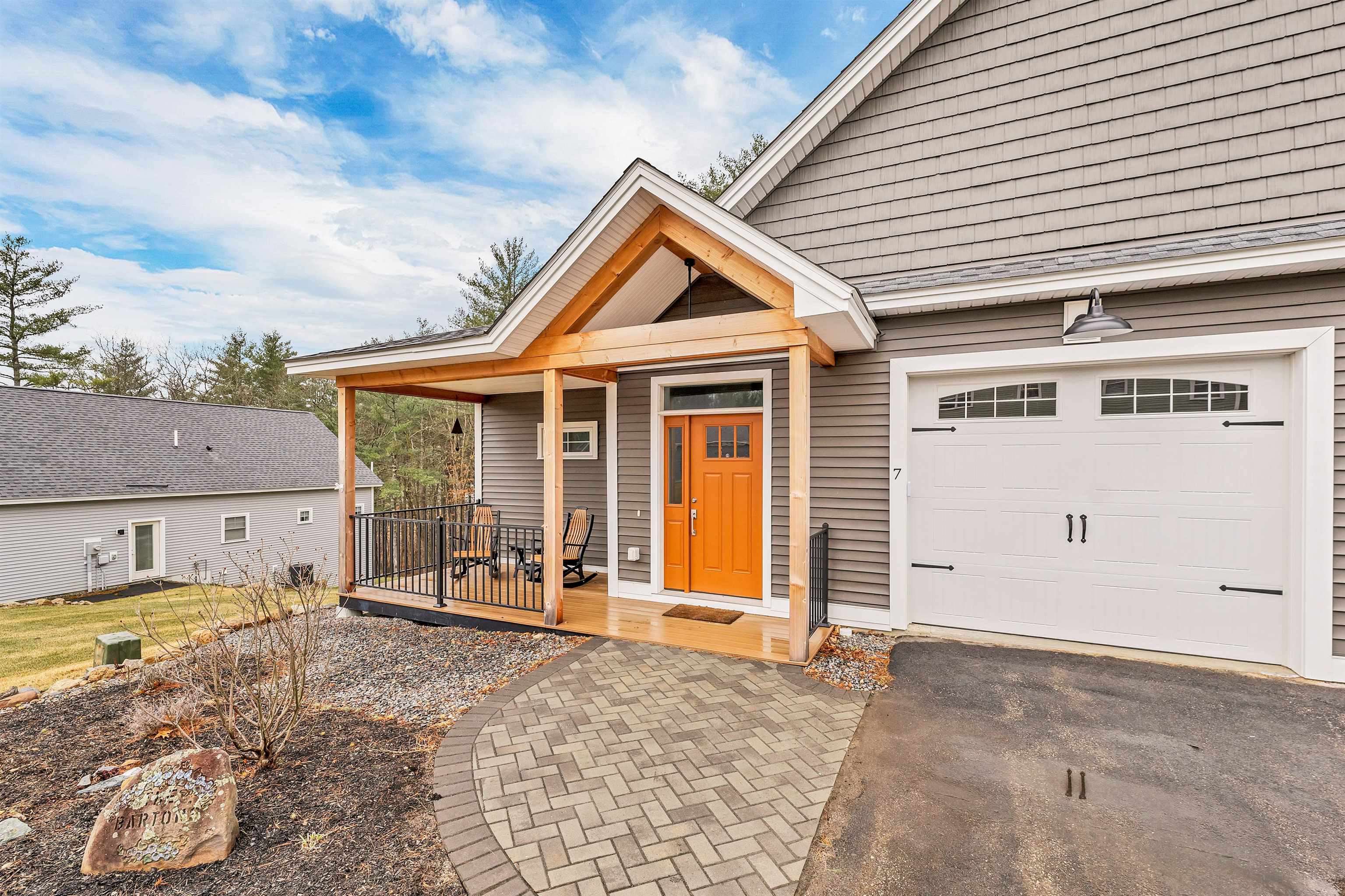 Chichester NH Home for sale $$725,000 $352 per sq.ft.