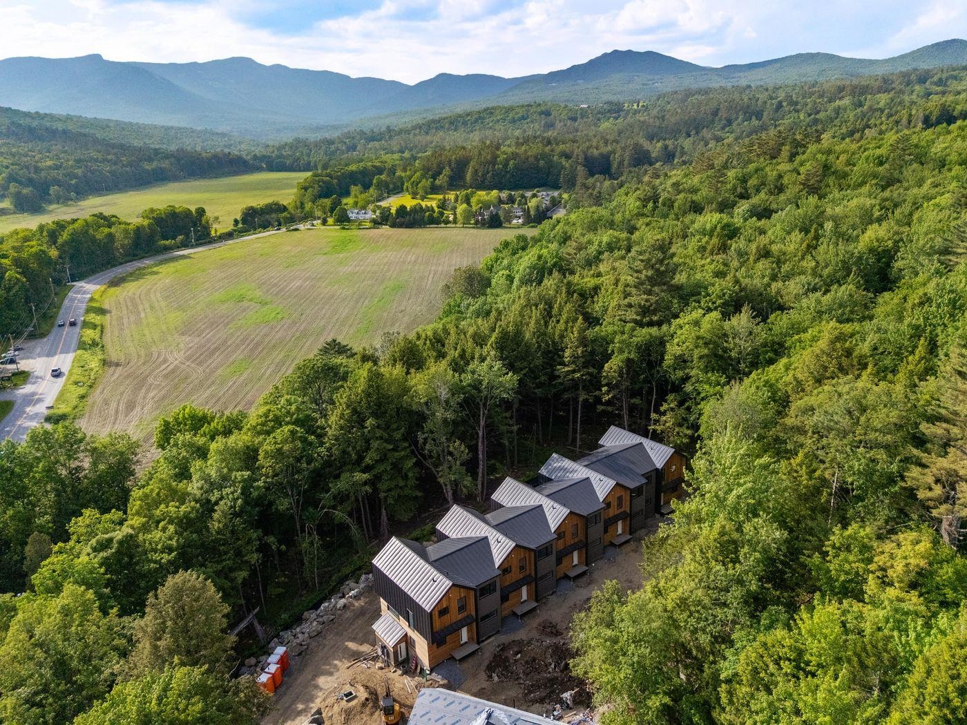 Homes for sale in Stowe, VT | 2438 Mountain Rd #3, Stowe, VT 05672 | MLS# 5034376