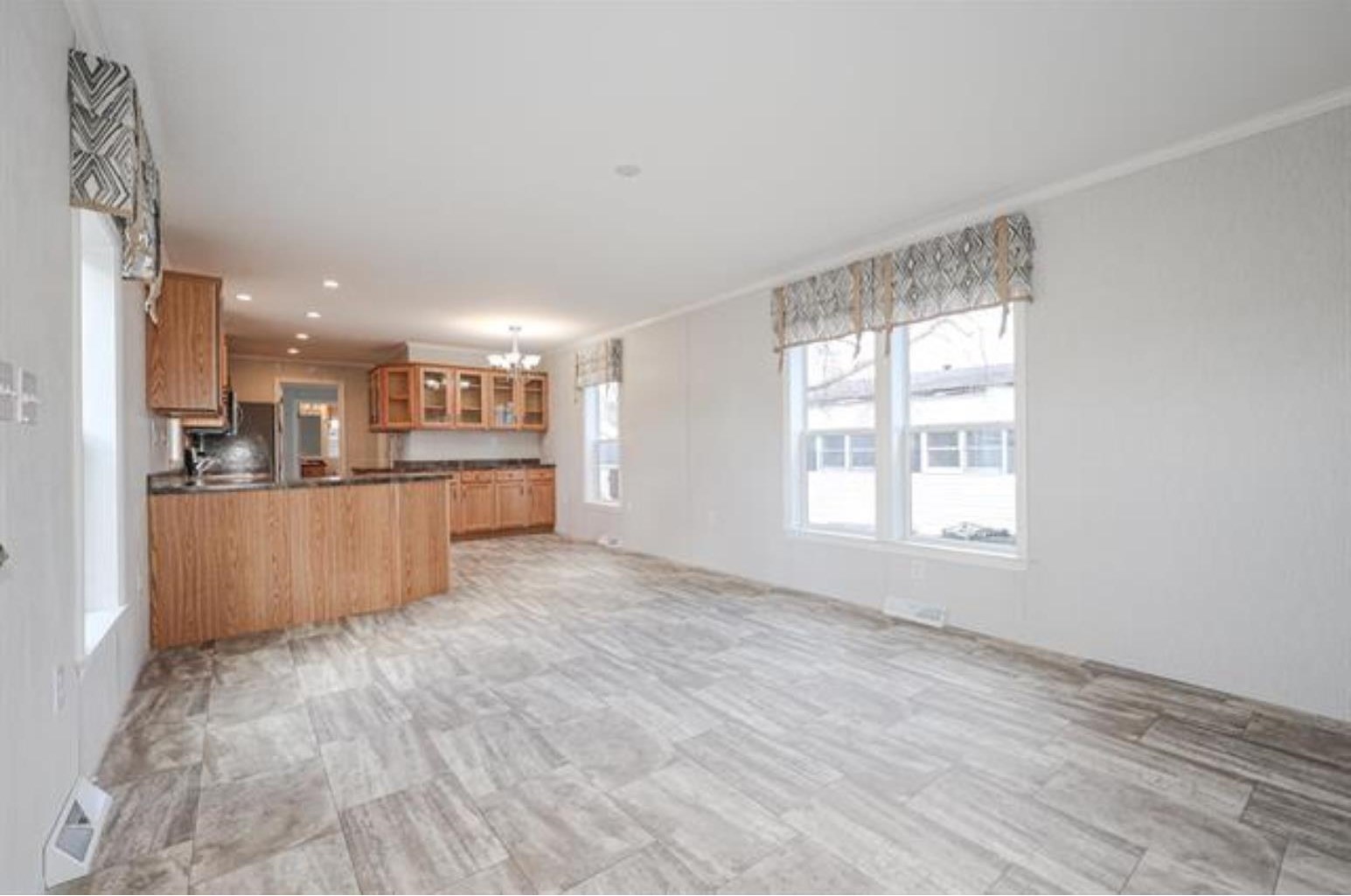 26 Campfire St, Conway, NH 03818