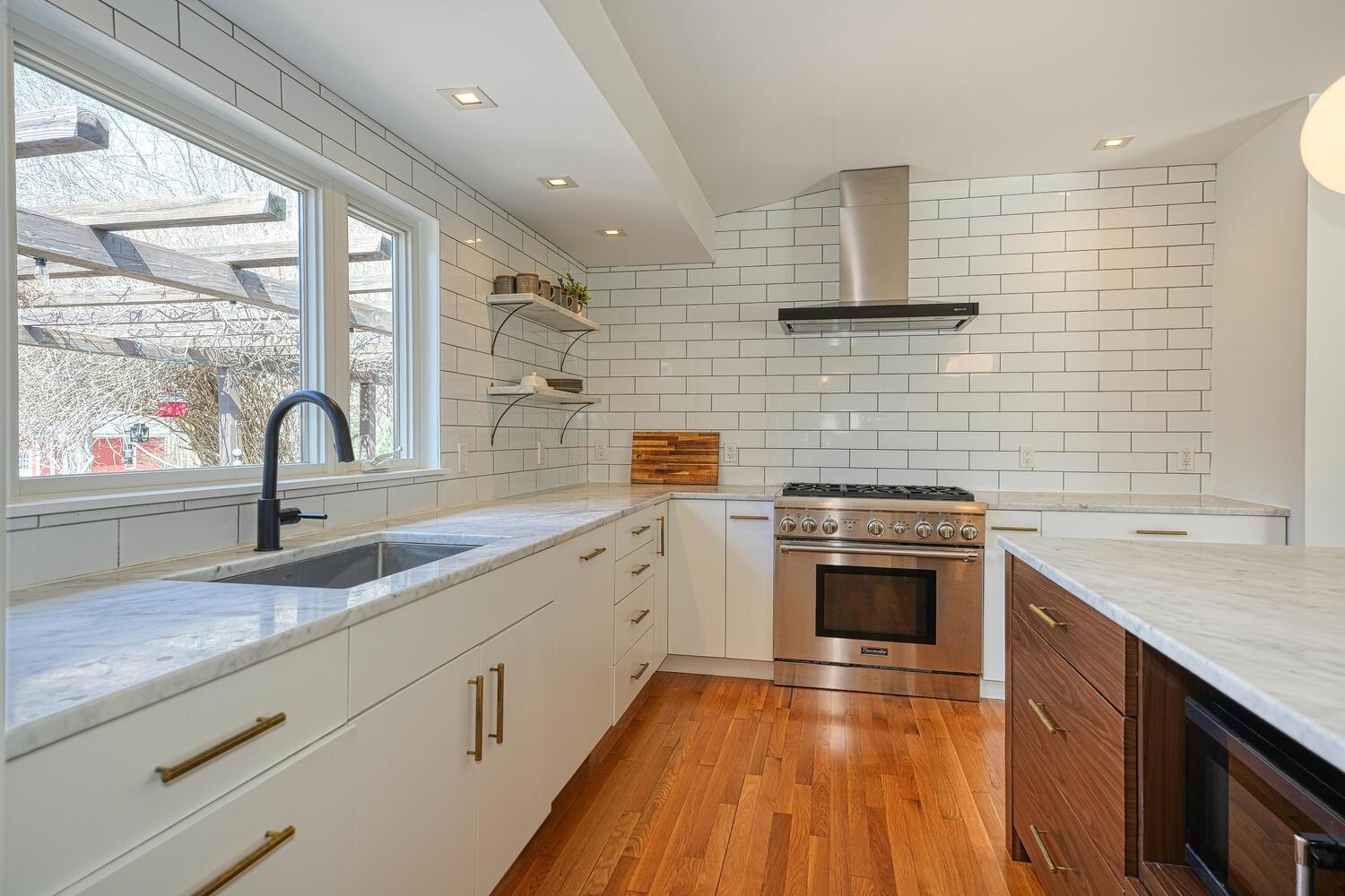 Homes for sale in Dover, NH | 28 Tuttle Ln, Dover, NH 03820 | MLS# 5034619