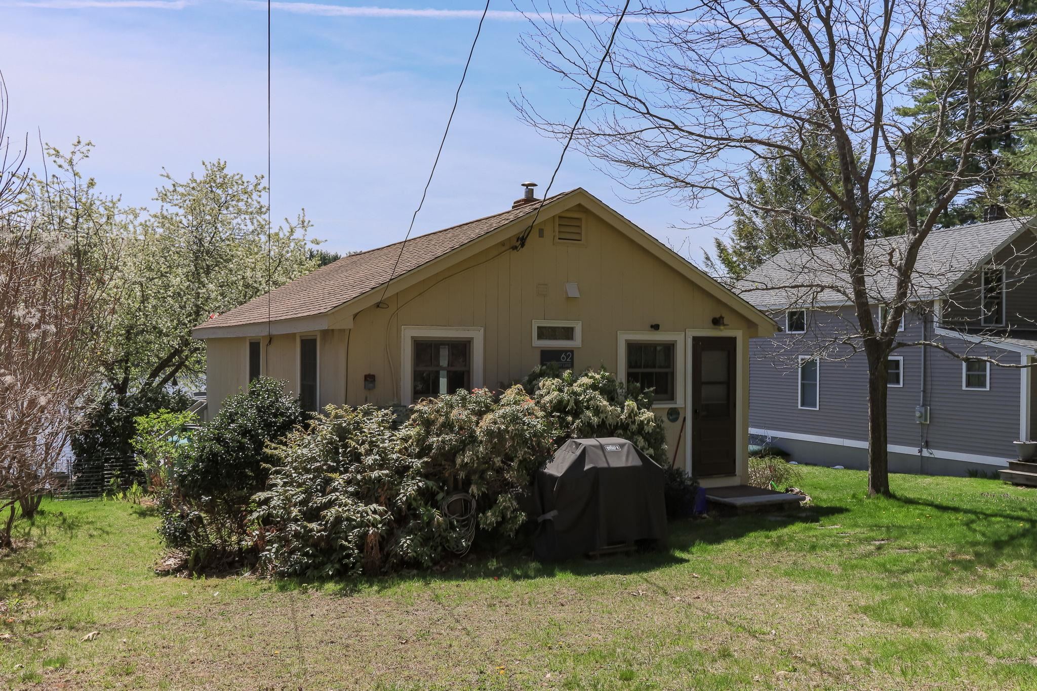 MLS 5034945: 62 Holiday Lane, Hampstead NH