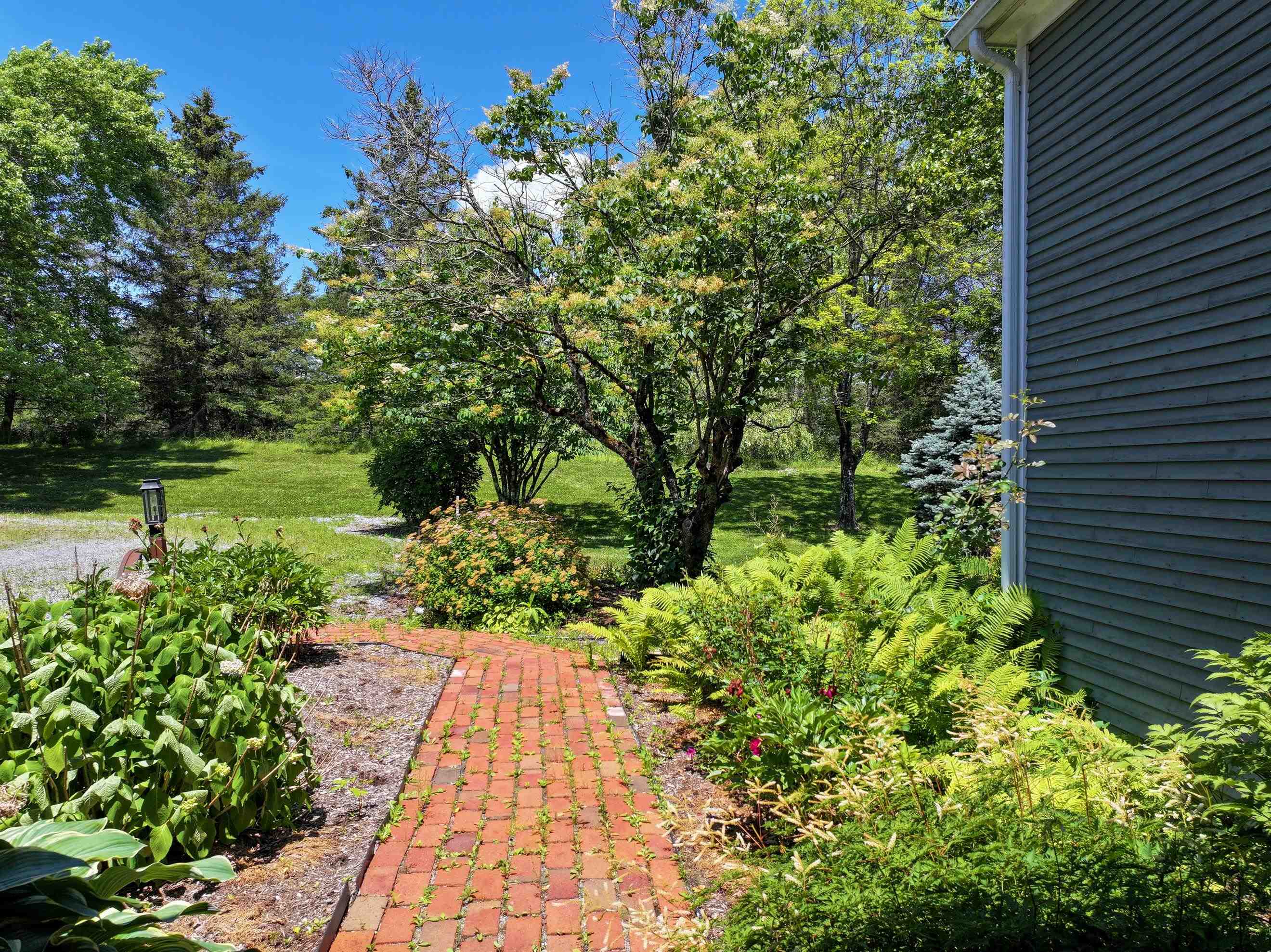 Homes for sale in Middlebury, VT | 91 Old Pasture Ln, Middlebury, VT 05753 | MLS# 5035239