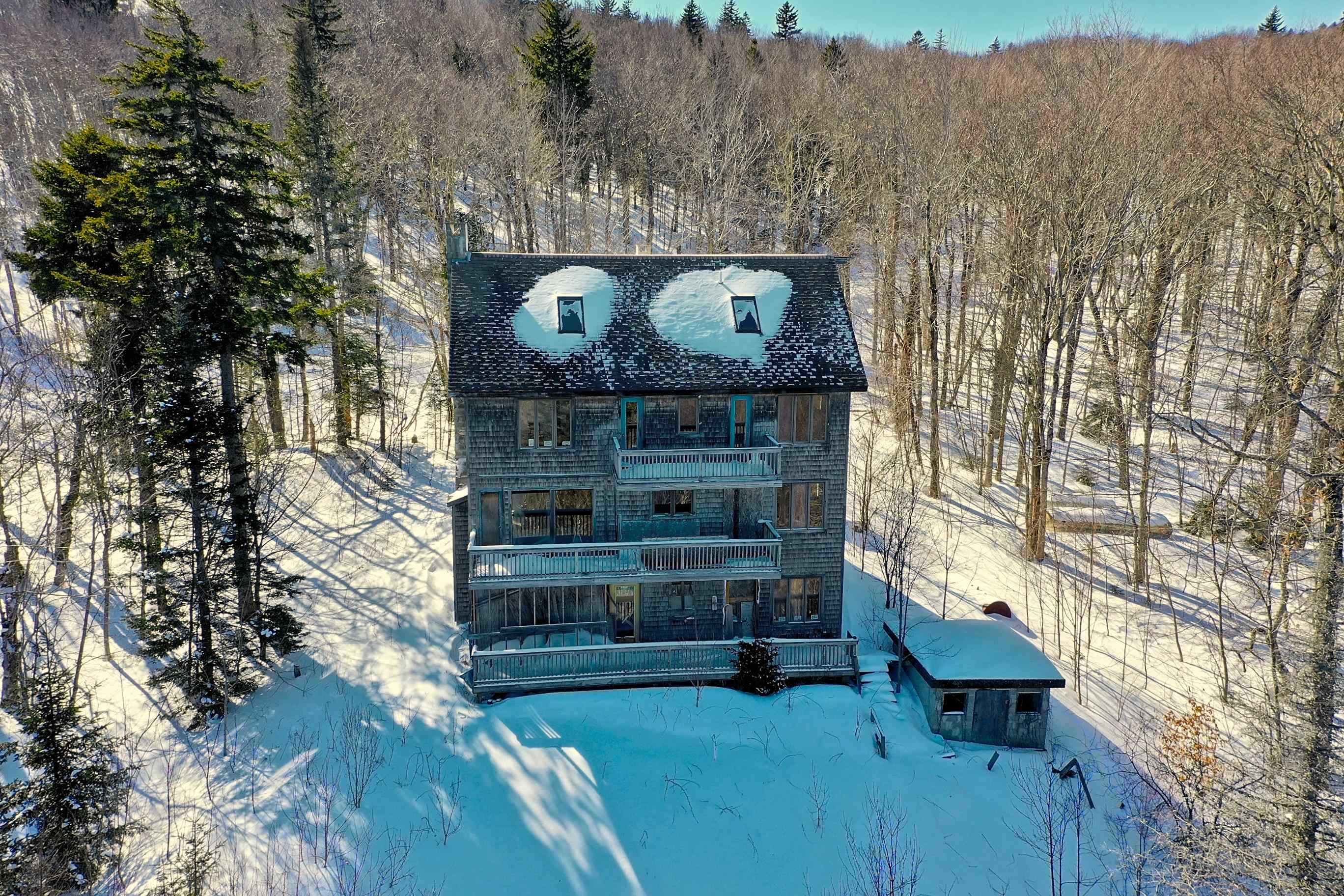 Homes for sale in Ludlow, VT | 1300 Mountain Rd, Ludlow, VT 05149 | MLS# 5036175