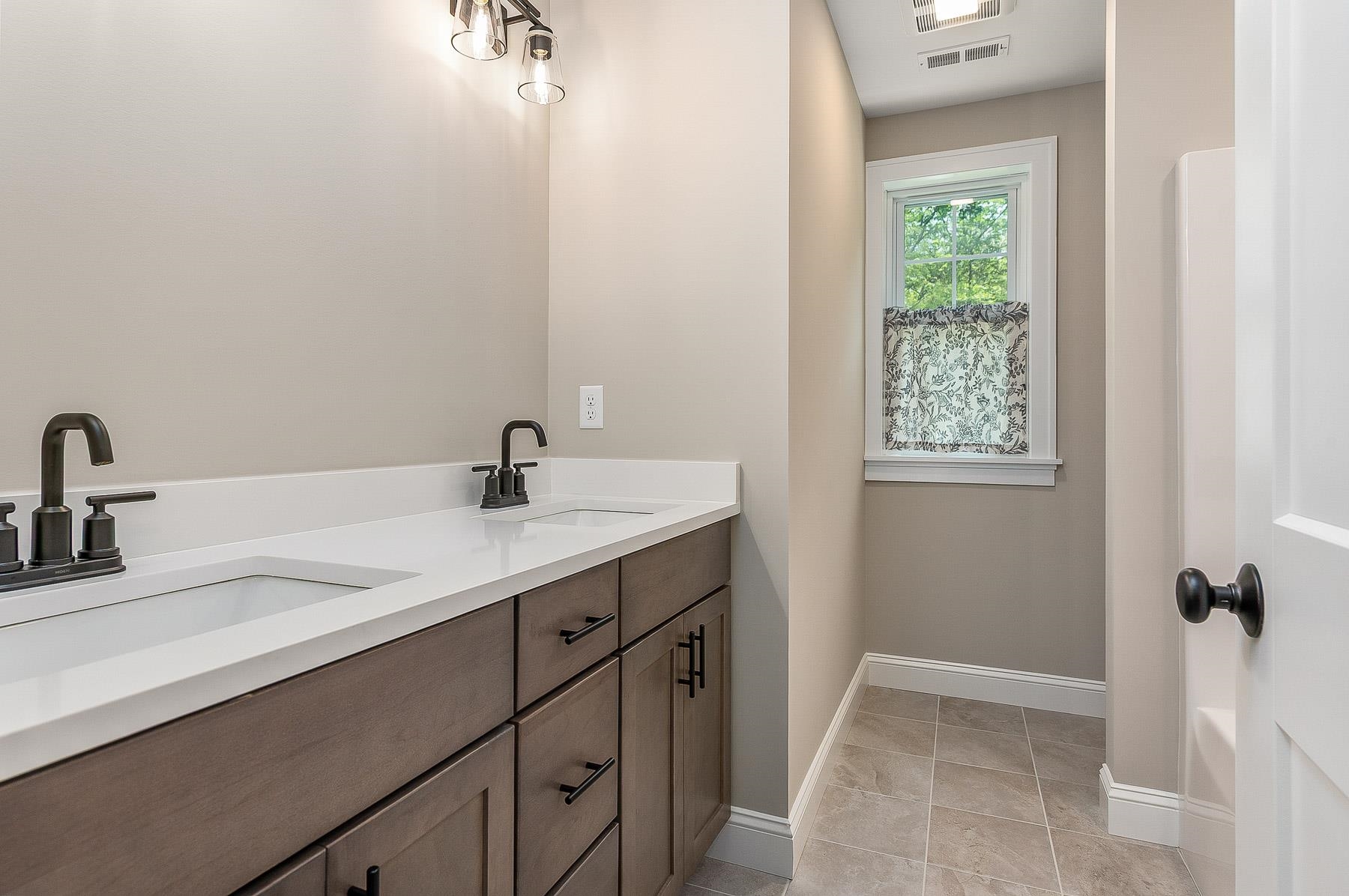 MLS #5036389 image #30