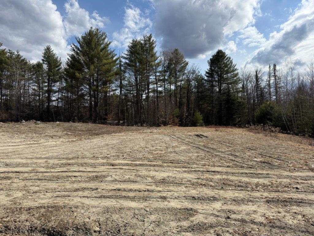 Room For a Tractor 23023324