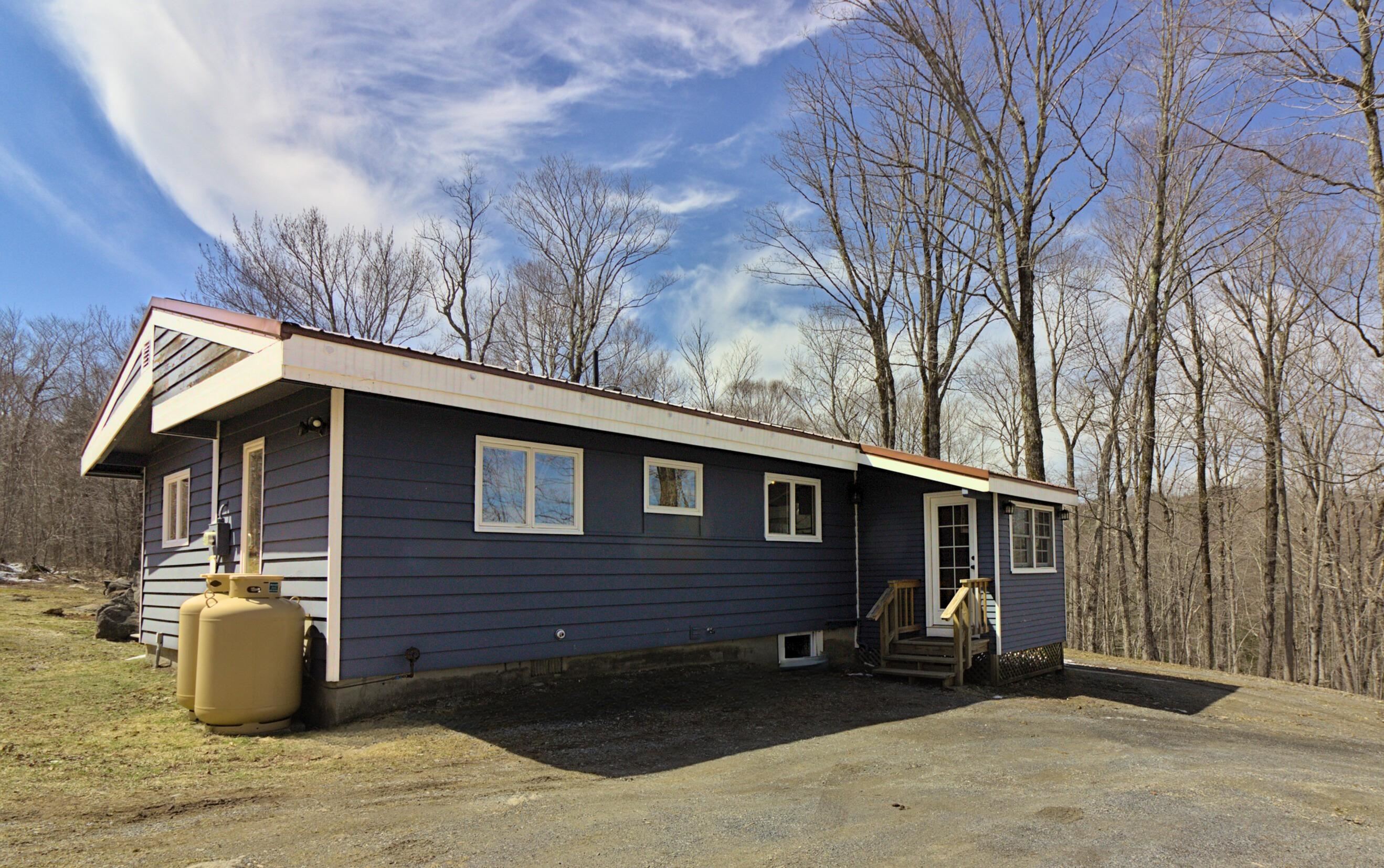 Readsboro VT Home for sale $$299,000 $184 per sq.ft.