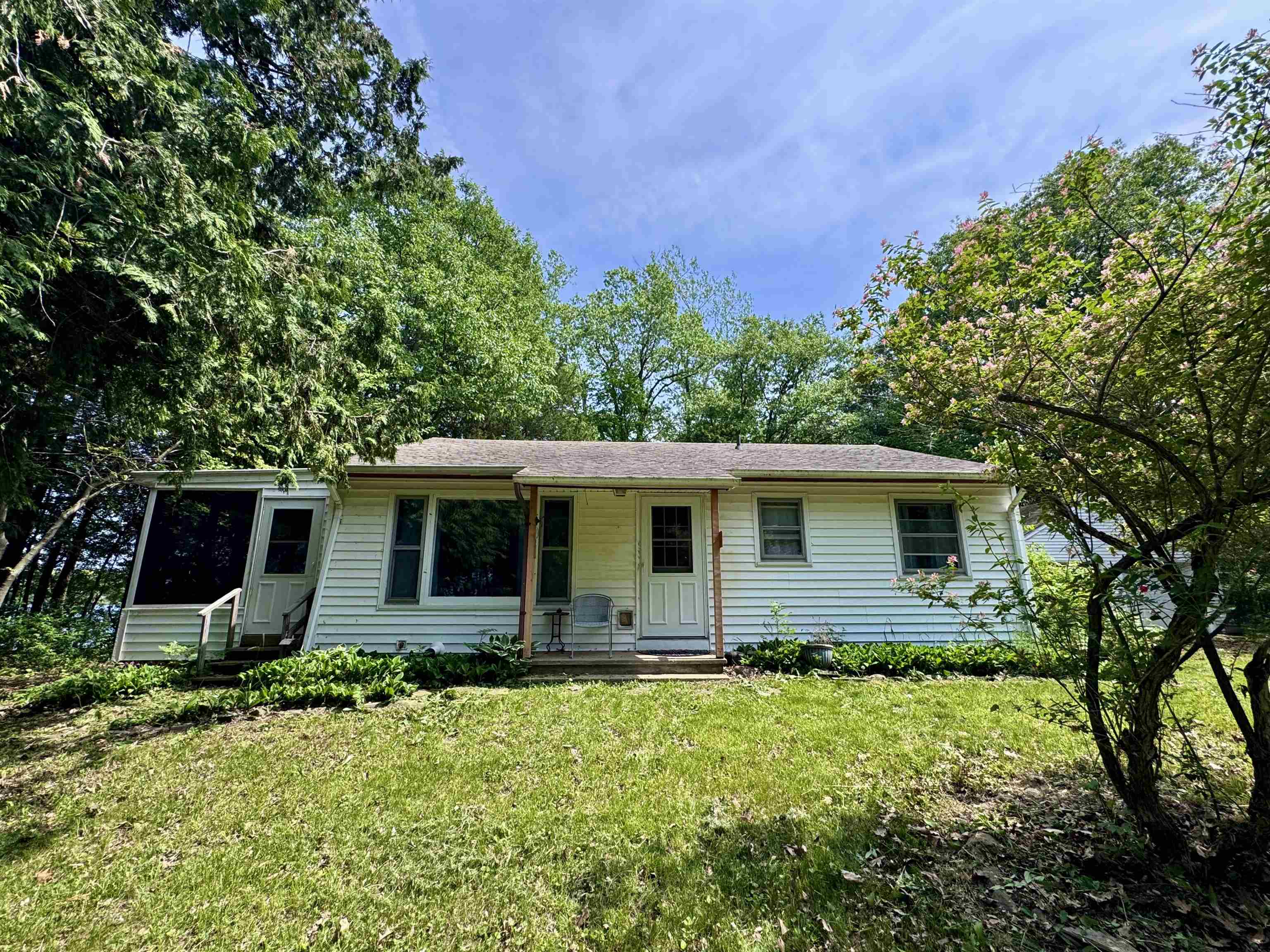 Homes for sale in North Hero, VT | 414 Green Point Rd, North Hero, VT 05474 | MLS# 5037716