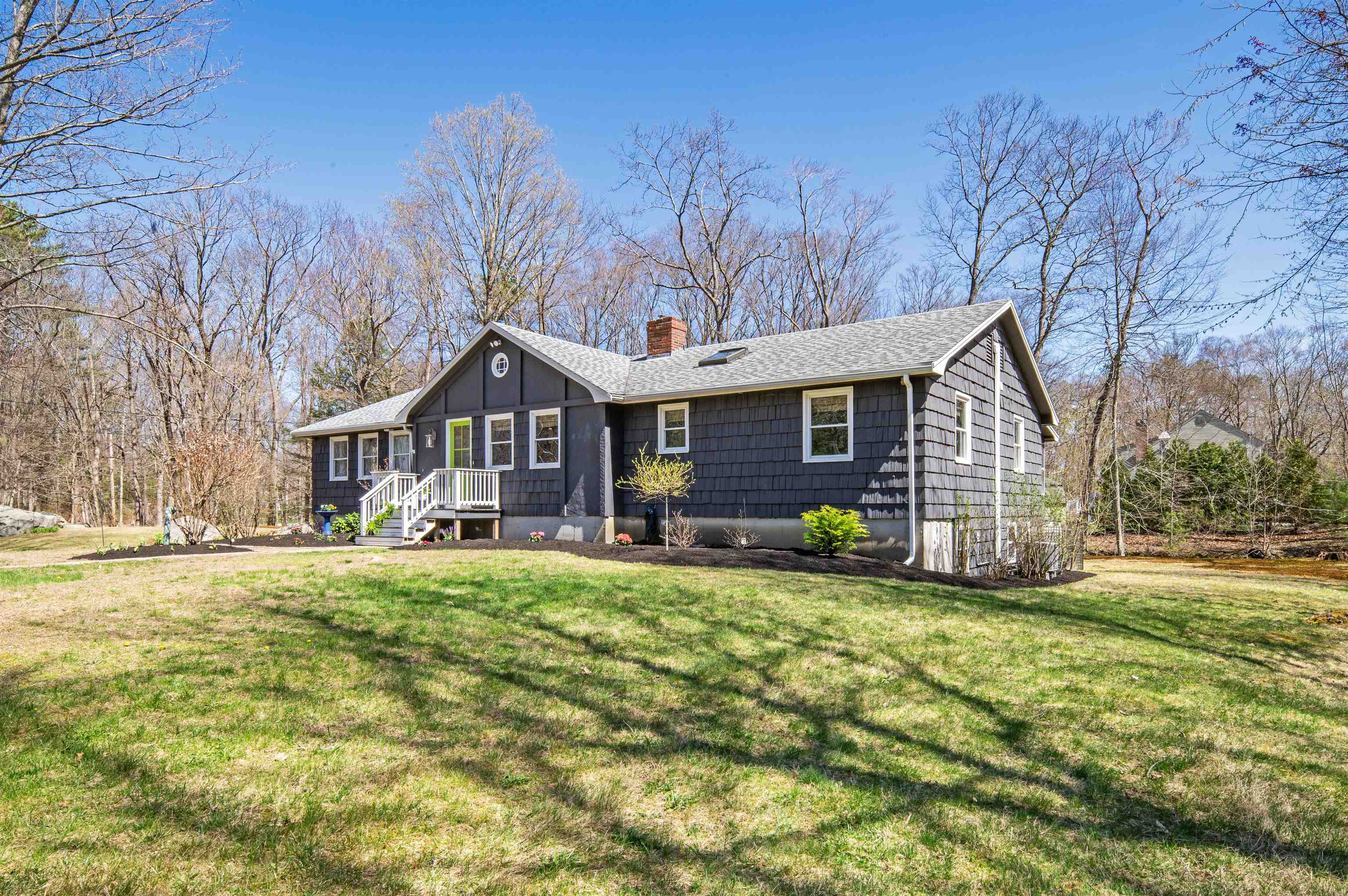 MLS 5037718: 2 Hartmann Place, Exeter NH
