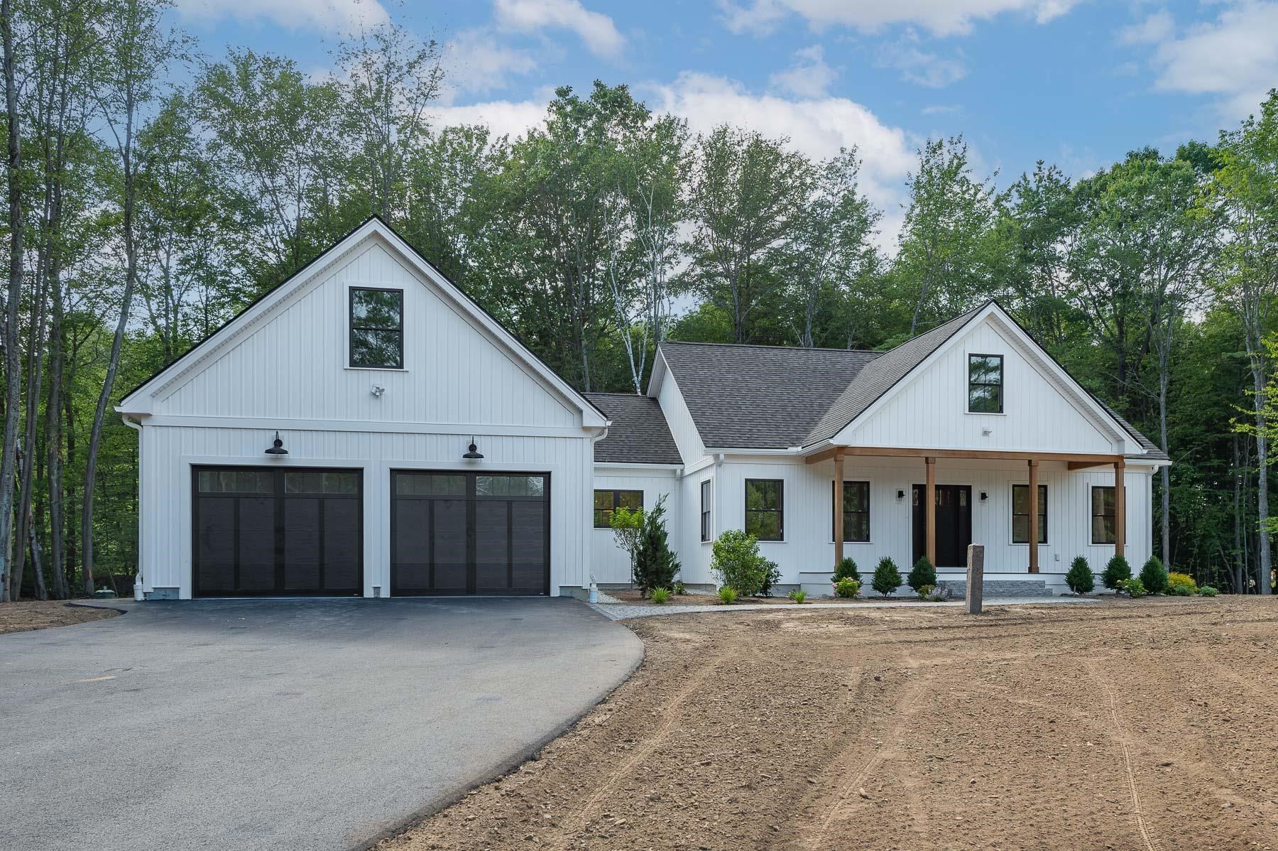 Photo of 59 Stratham Lane Greenland NH 03840