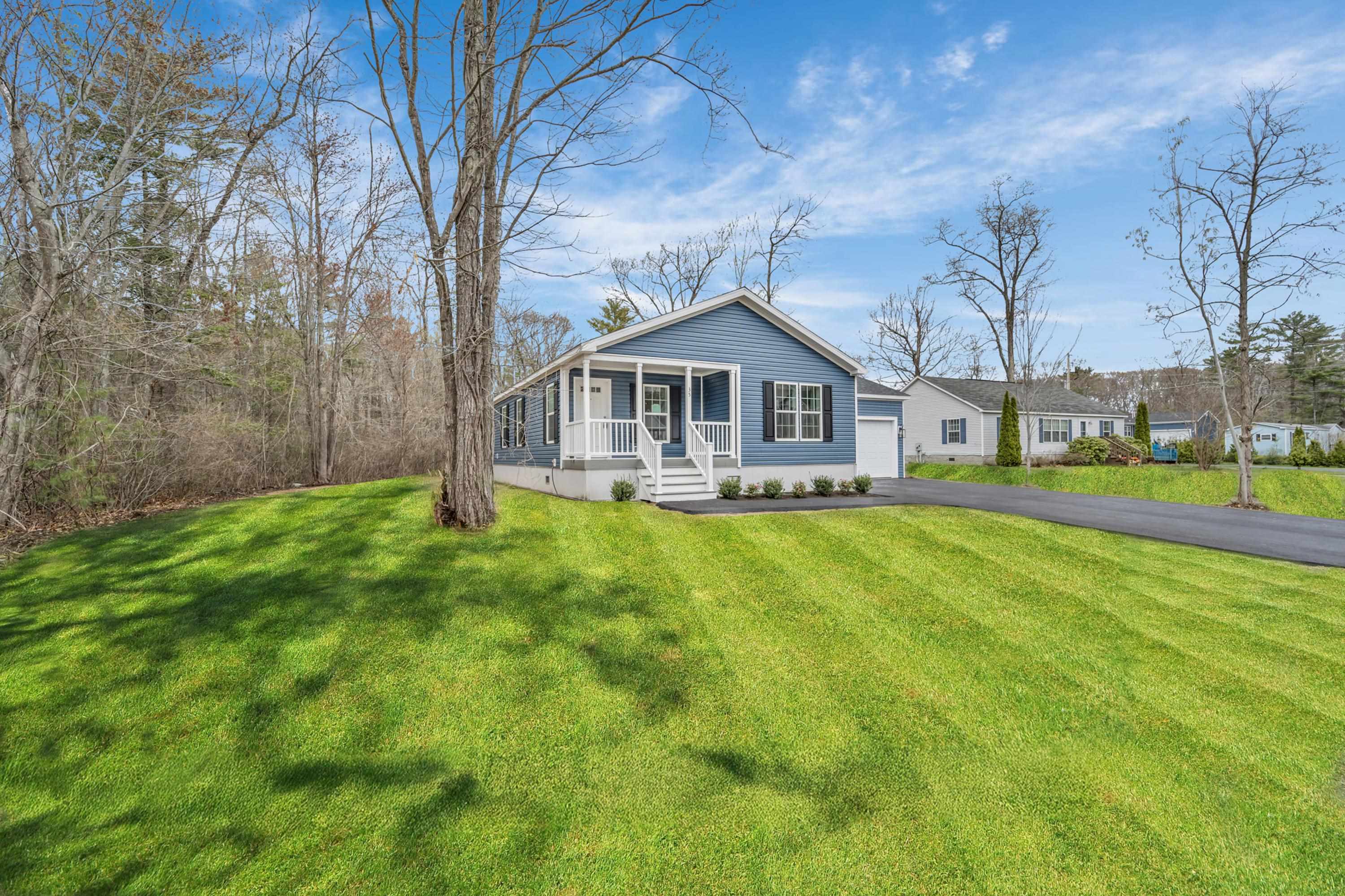 MLS 5038511: 35 Adams Avenue, Seabrook NH