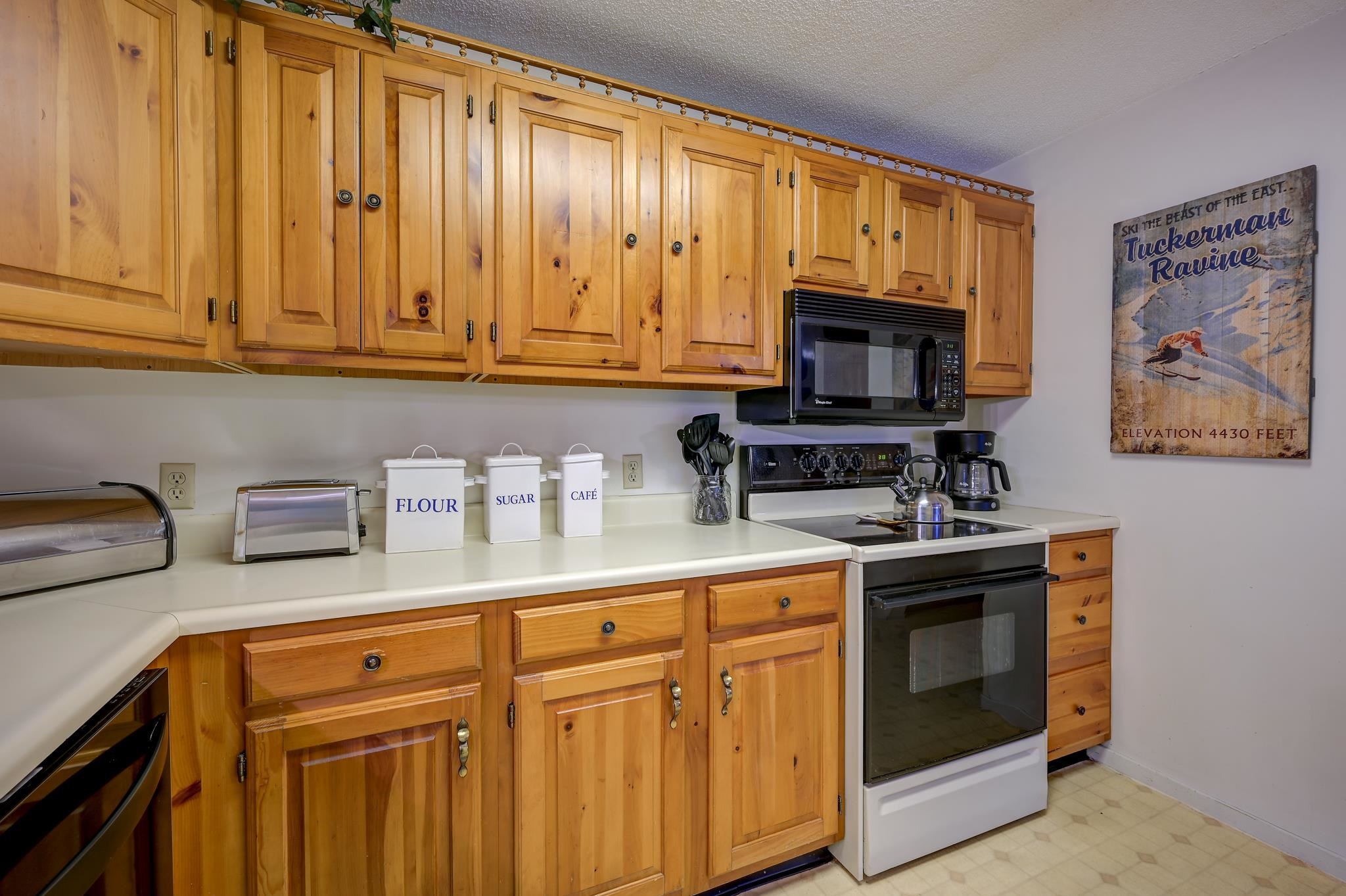 Homes for sale in Bartlett, NH | 4D Seasons At Attitash Rd #D, Bartlett, NH 03812 | MLS# 5038678