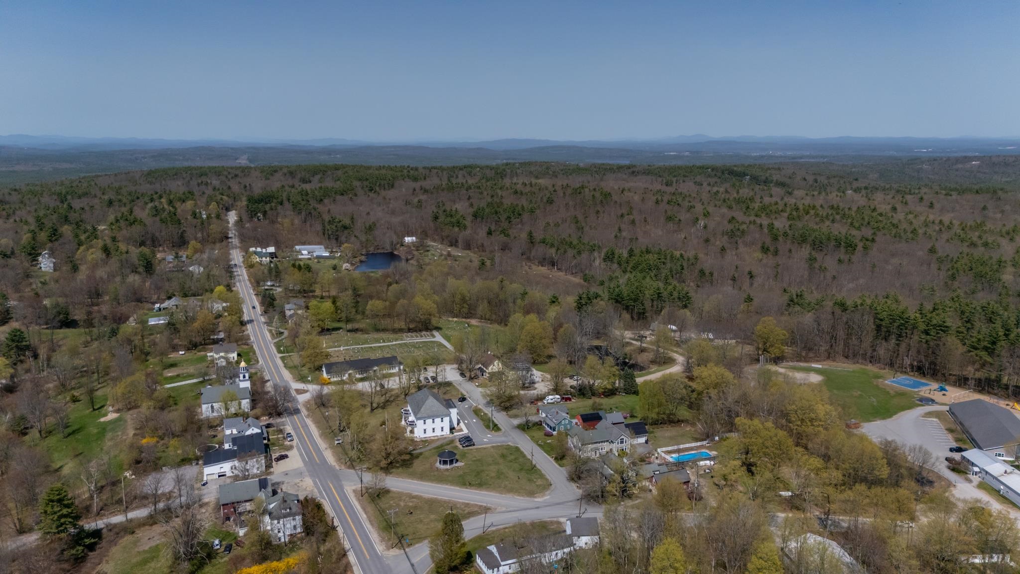 Homes for sale in Dunbarton, NH | 1003 School St, Dunbarton, NH 03046 | MLS# 5039046