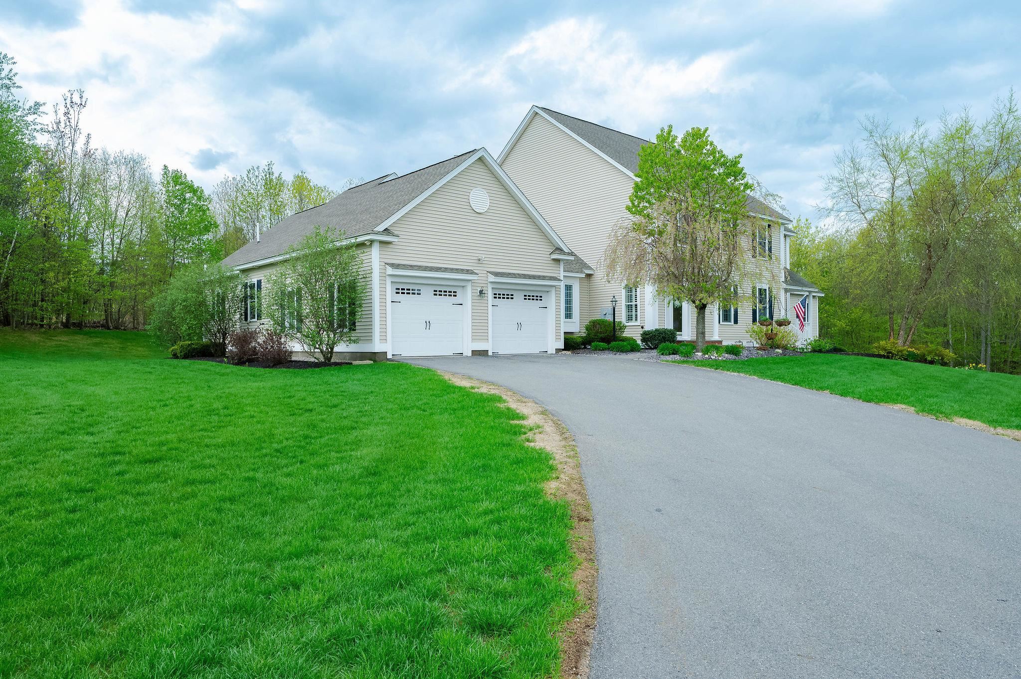 MLS 5039853: 55 Granite Lane, Chester NH