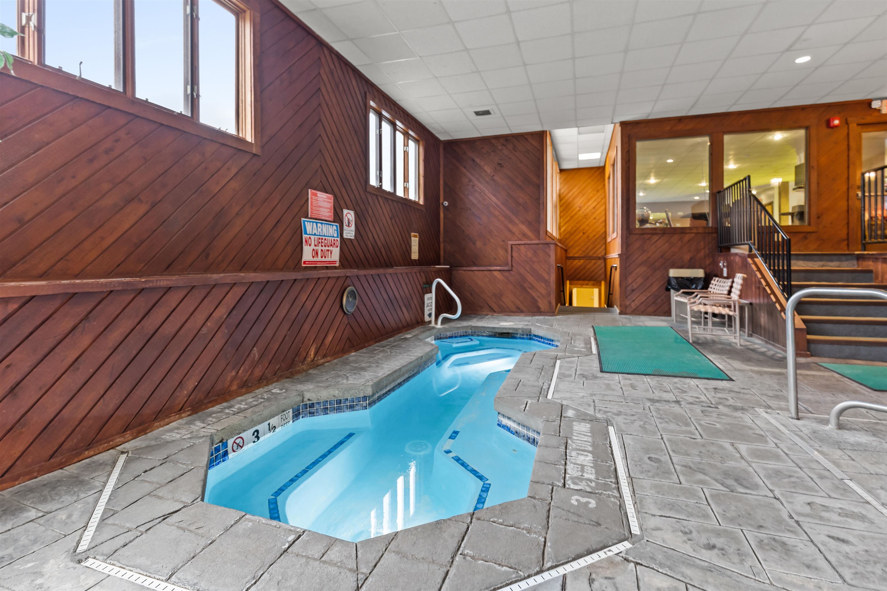 Homes for sale in Lincoln, NH | 227 Main St #224, Lincoln, NH 03251 | MLS# 5040091