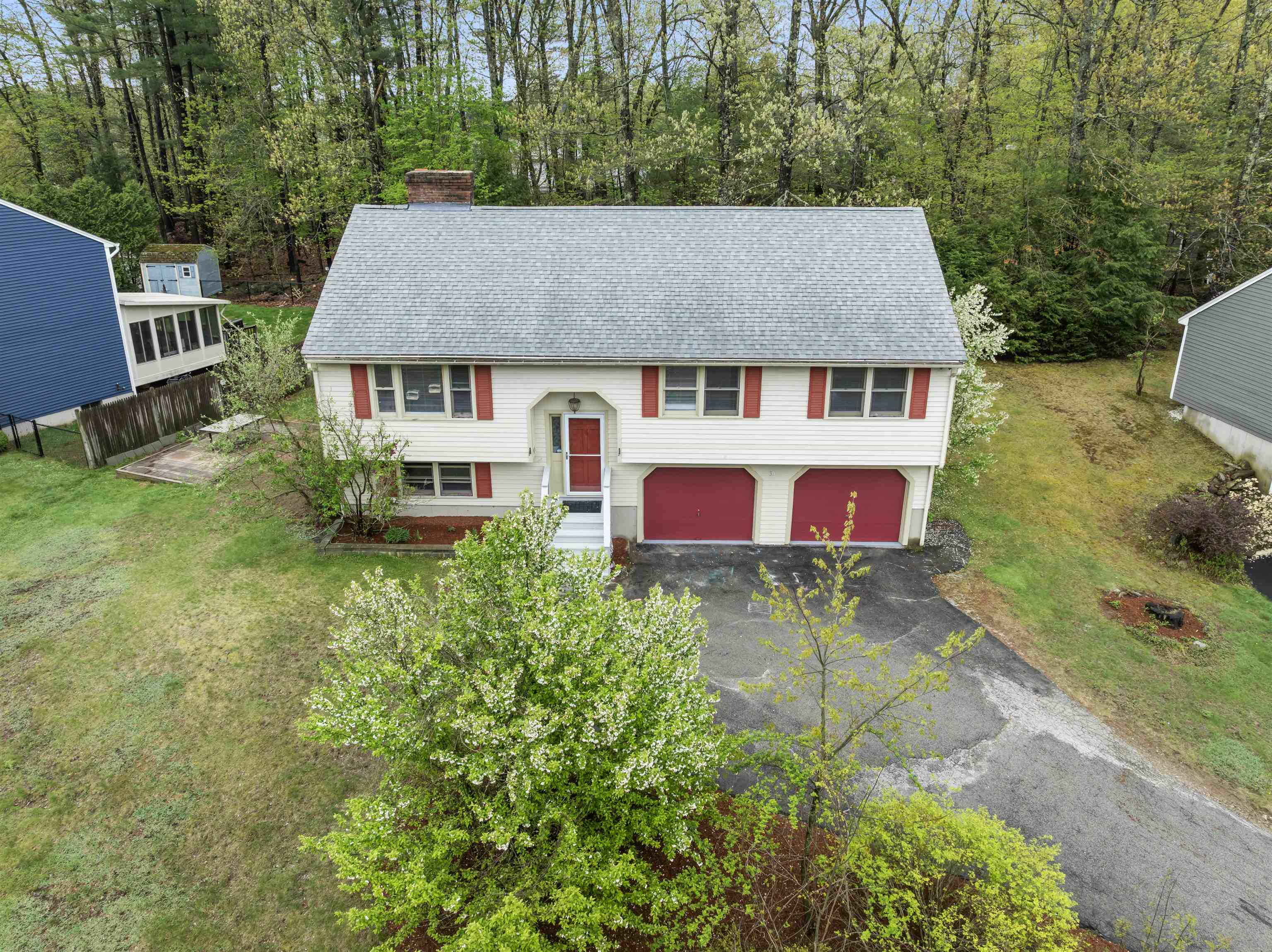 MLS 5040098: 30 Amherst Drive, Derry NH