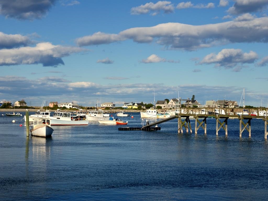 8 Fowler Dr, Rye, NH 03870