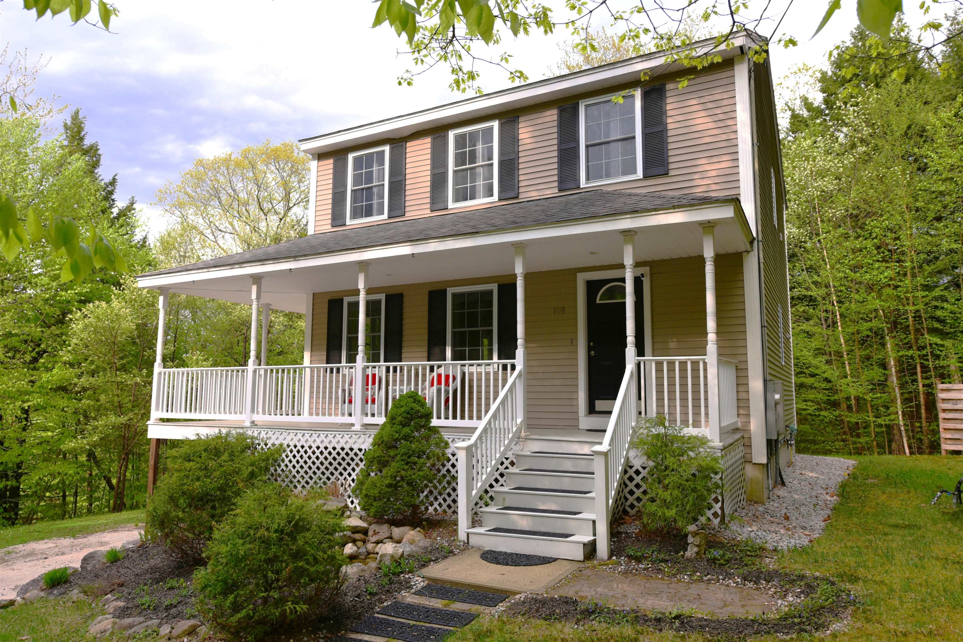 Conway NH Home for sale $$500,000 $229 per sq.ft.