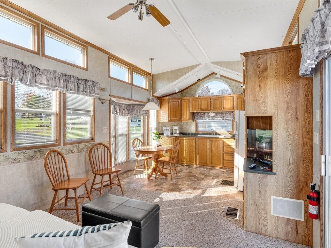 Homes for sale in South Hero, VT | 10 Salmon Ln, South Hero, VT 05486 | MLS# 5040578