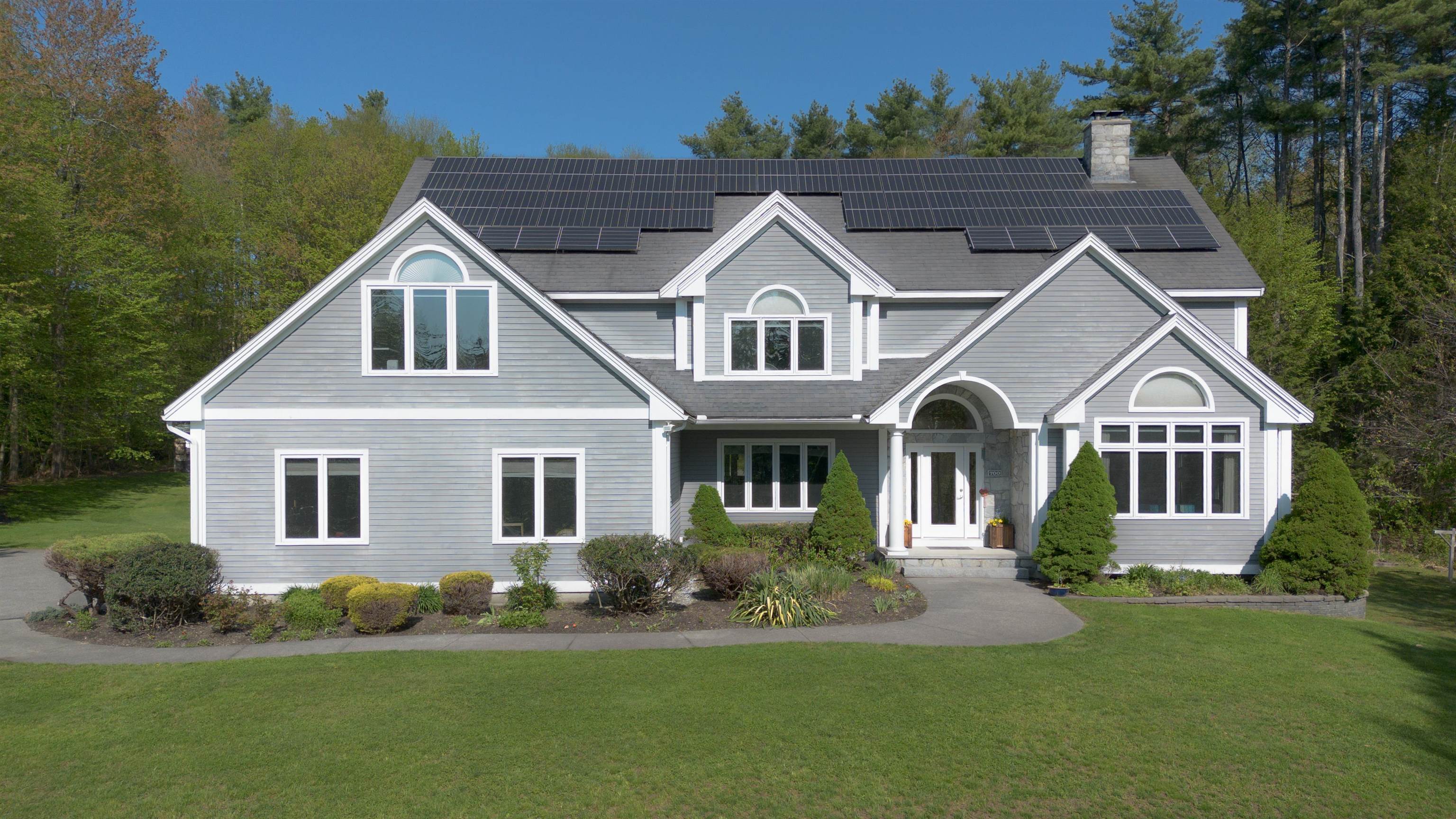 MLS 5040644: 700 Main Street, Hampstead NH