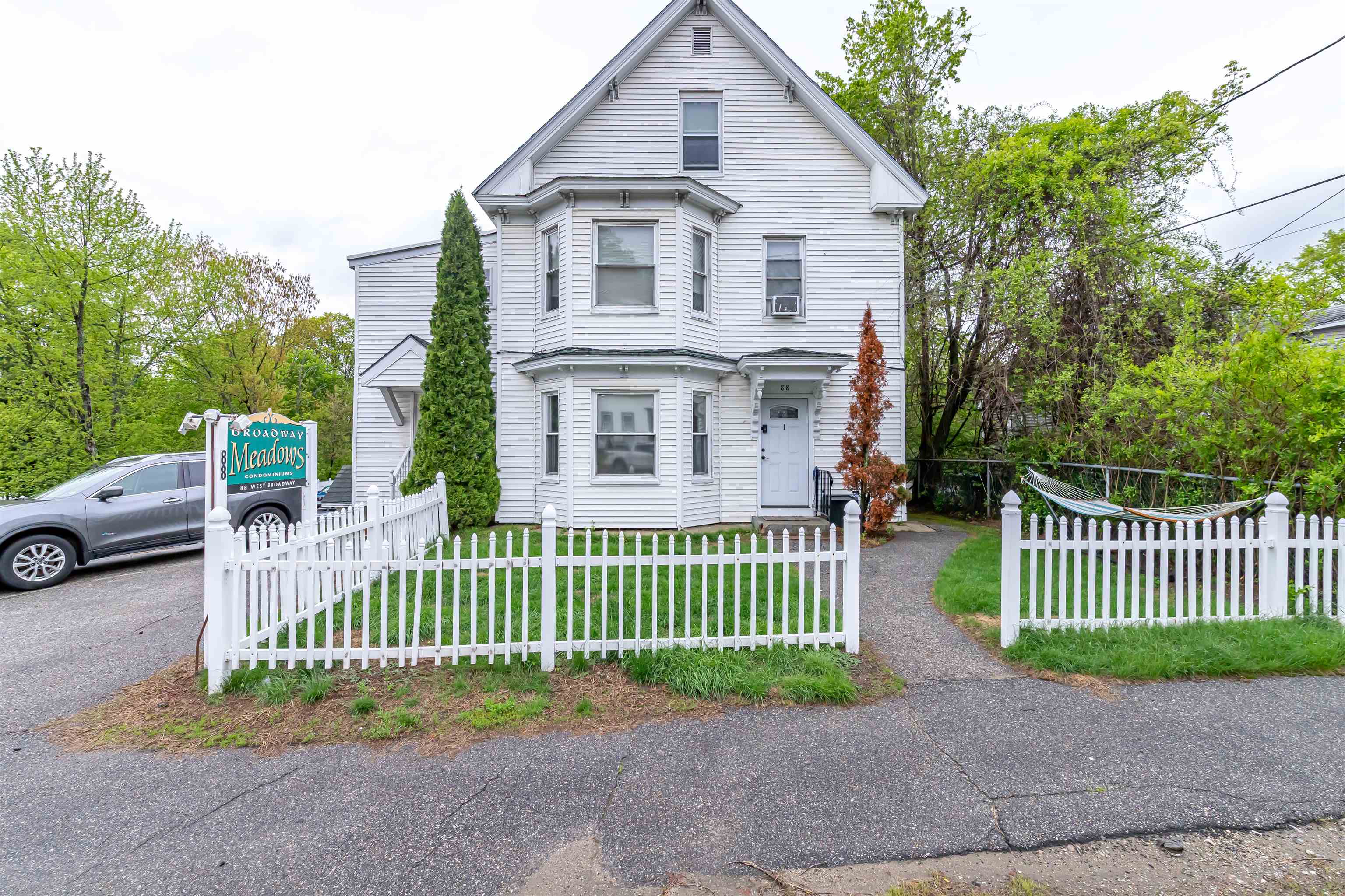 MLS 5040677: 88 W Broadway-Unit 5, Derry NH