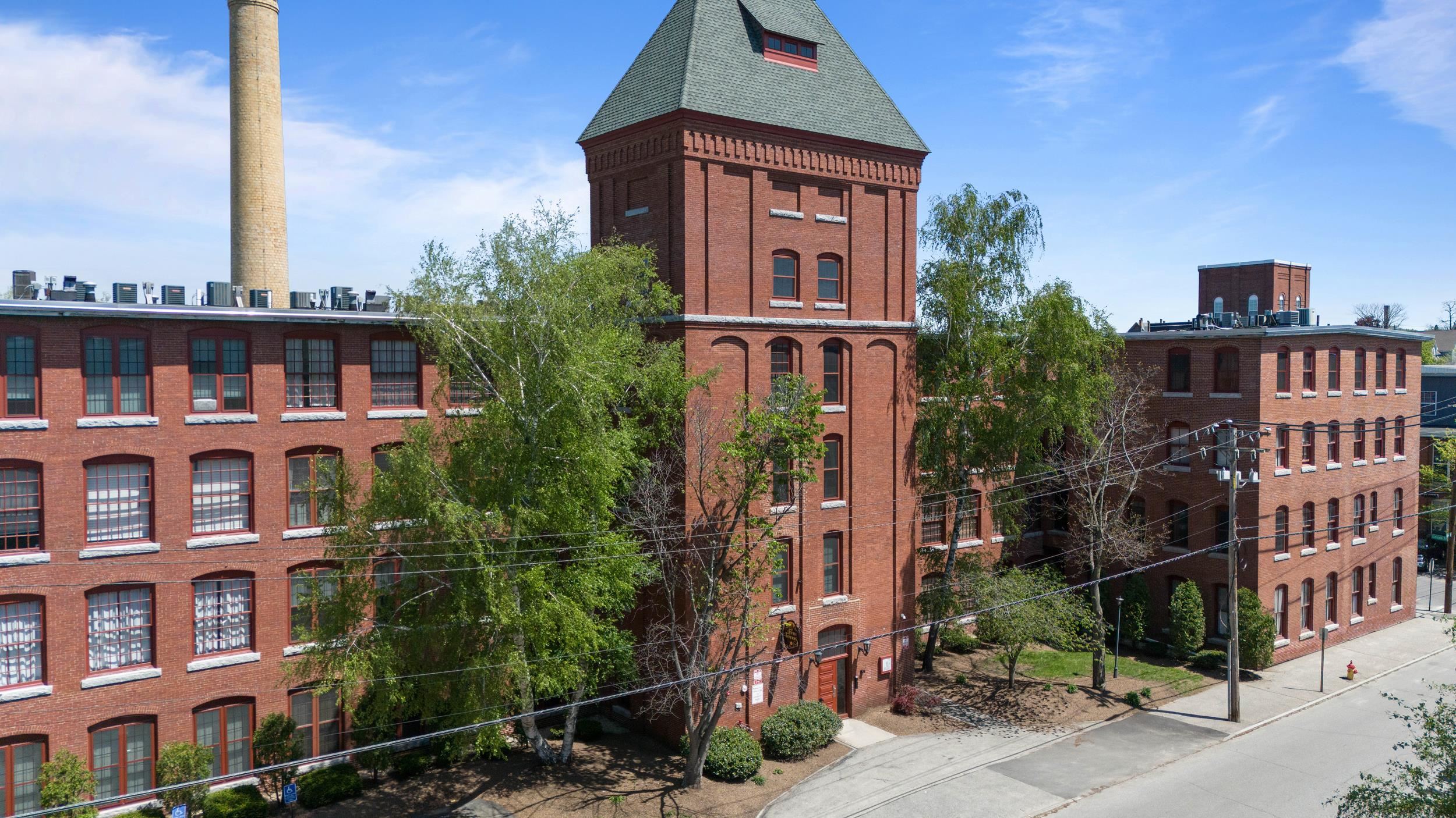 Homes for sale in Manchester, NH | 470 Silver St #223, Manchester, NH 03103 | MLS# 5040681