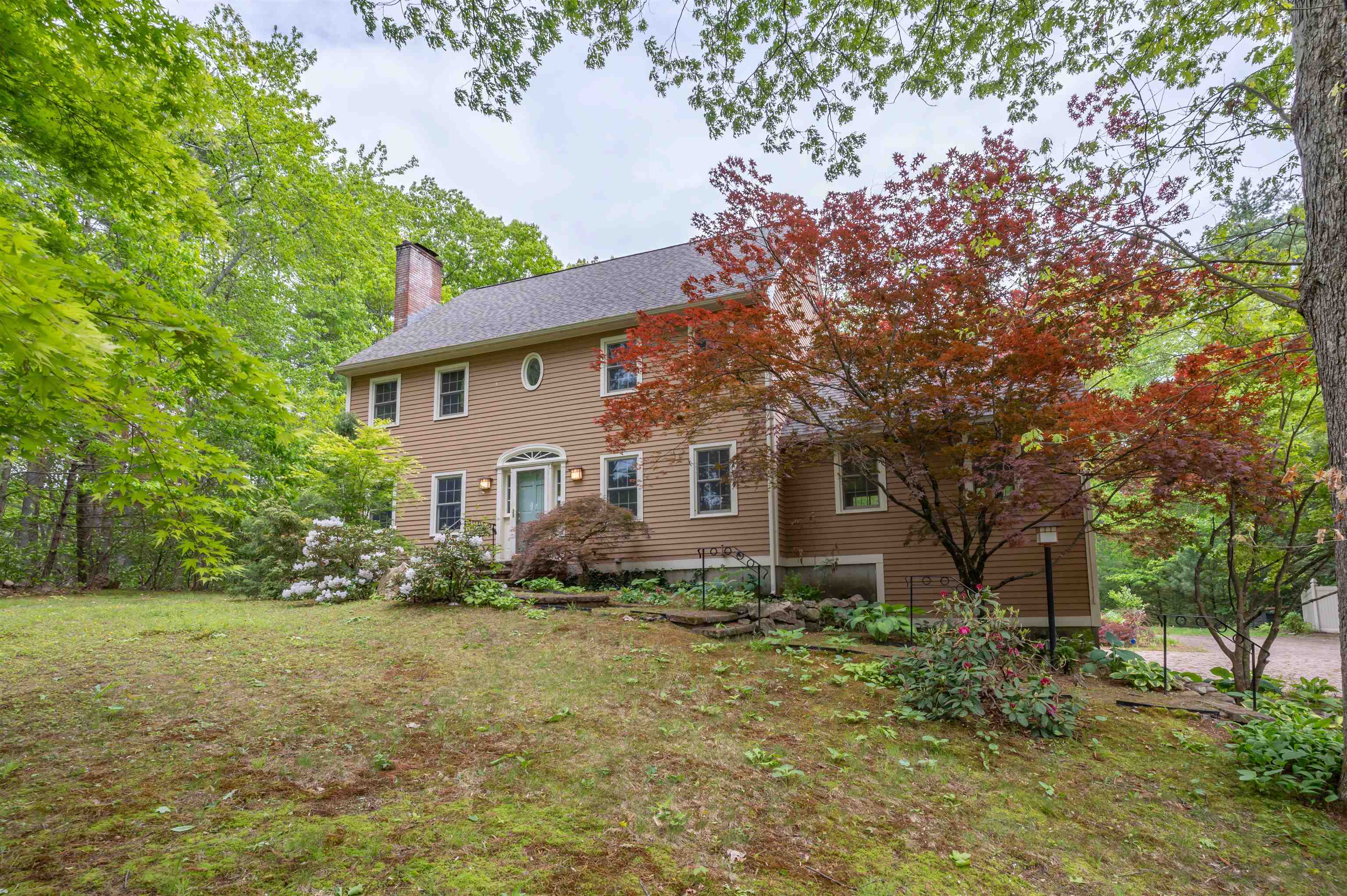 MLS 5040683: 15 Alexander Road, Londonderry NH