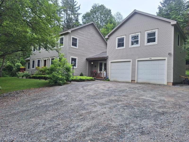 VILLAGE OF QUECHEE IN TOWN OF HARTFORD VT Home for sale $$674,400 | $183 per sq.ft.