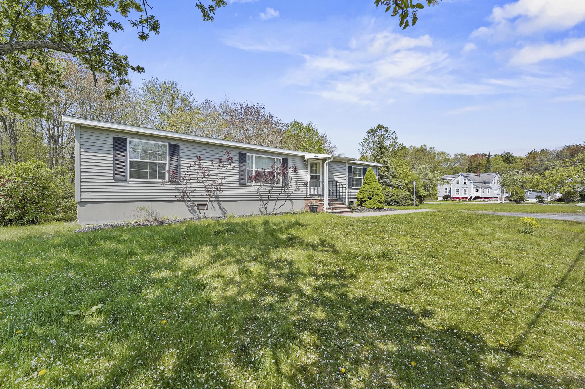 MLS 5040875: 71 Causeway Street, Seabrook NH