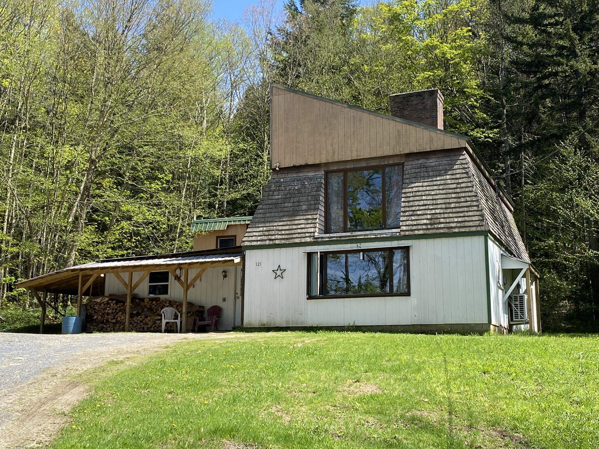 Wilmington VT Home for sale $$255,000 $148 per sq.ft.