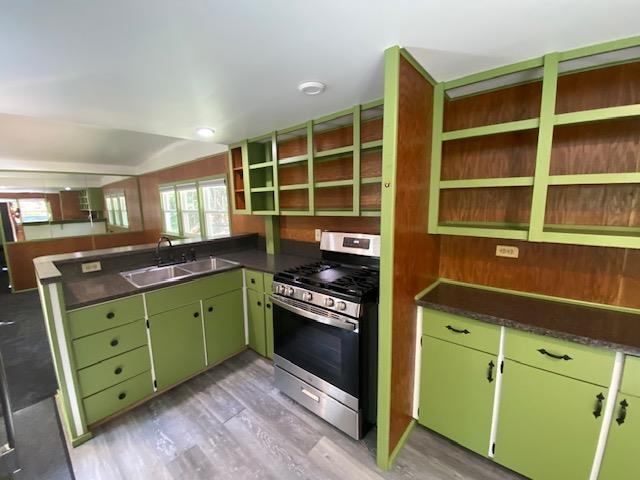 Lots of storage and cabinets 23156244