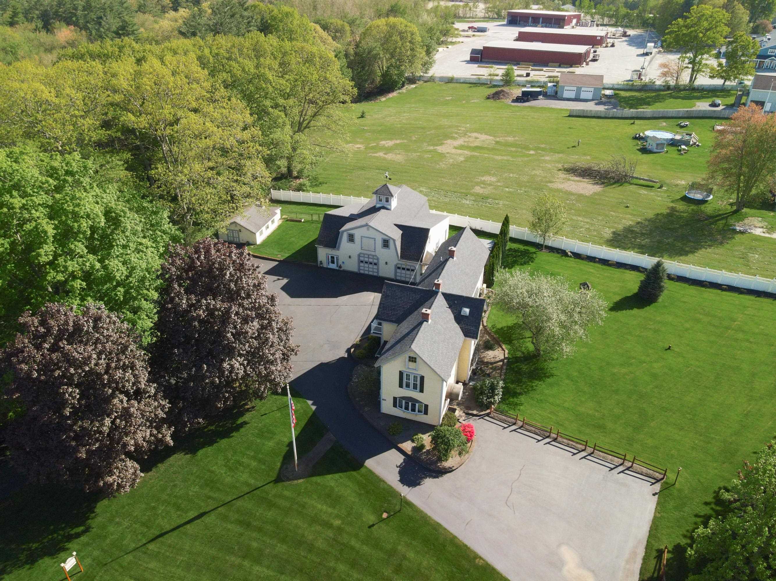 MLS 5041306: 182 Main Street, Plaistow NH