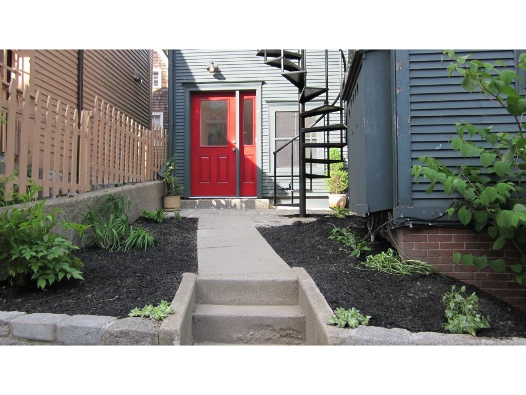 Homes for sale in Portsmouth, NH | 93 High St #4, Portsmouth, NH 03801 | MLS# 5041356