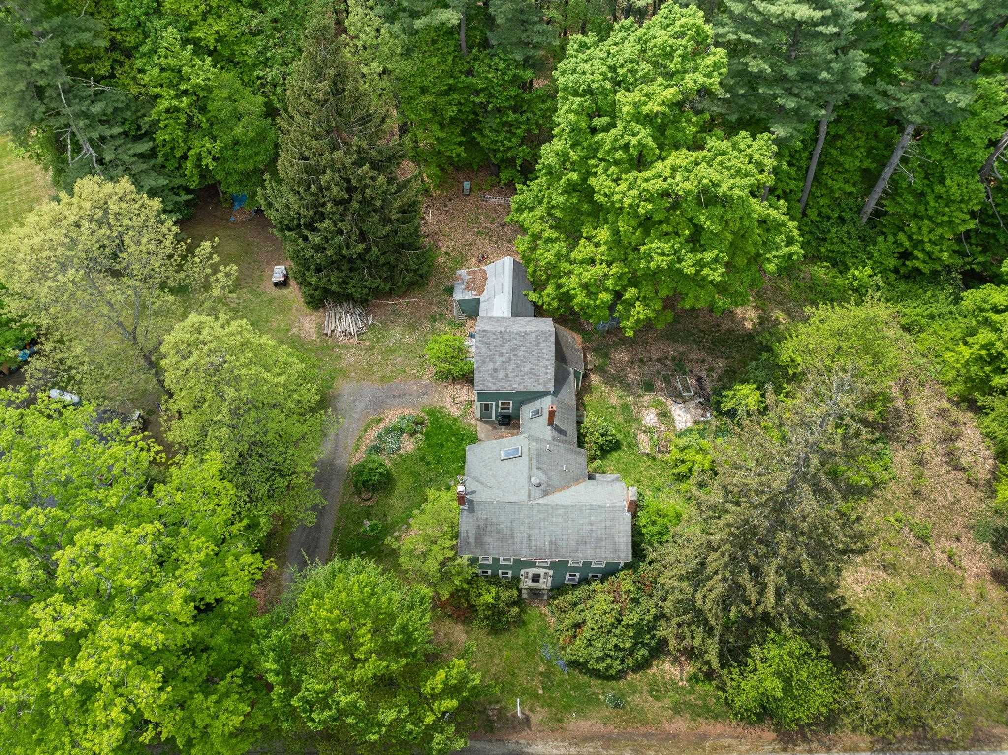 MLS 5041536: 22 Church Street, Kingston NH