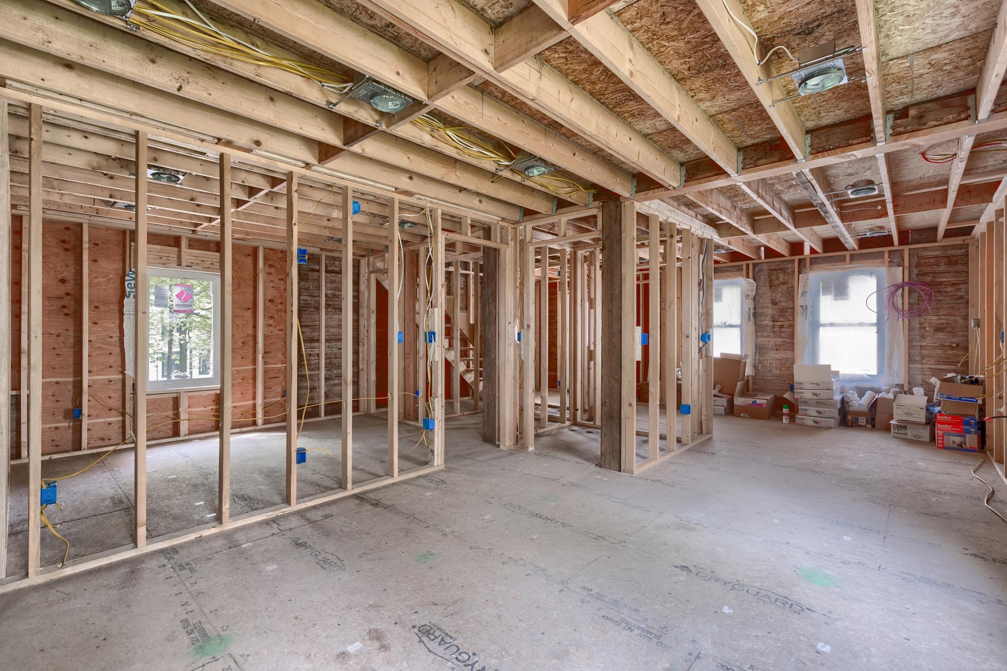 Homes for sale in Ludlow, VT | 7 Commonwealth Ave, Ludlow, VT 05149 | MLS# 5041670