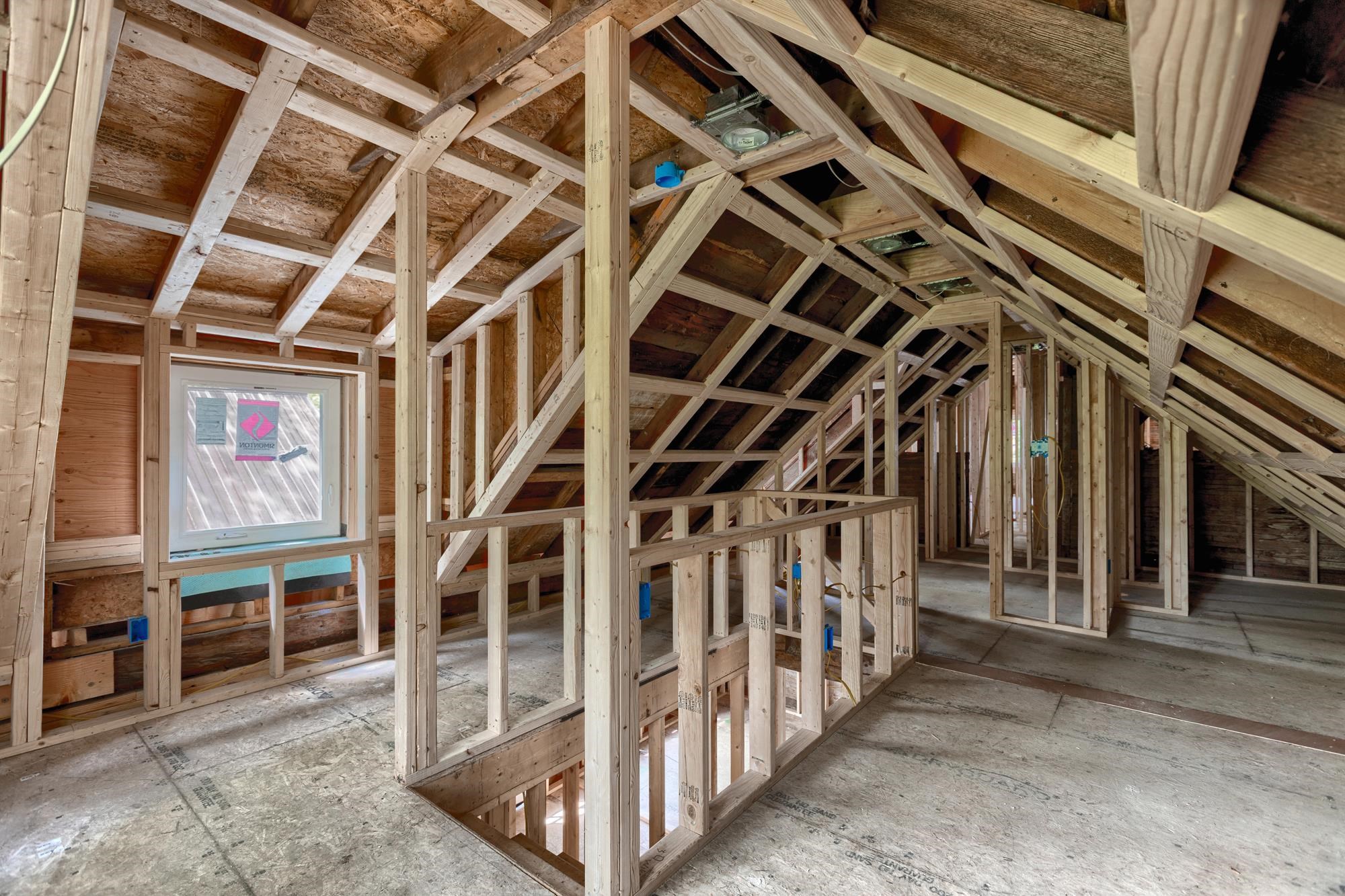 Homes for sale in Ludlow, VT | 7 Commonwealth Ave, Ludlow, VT 05149 | MLS# 5041670