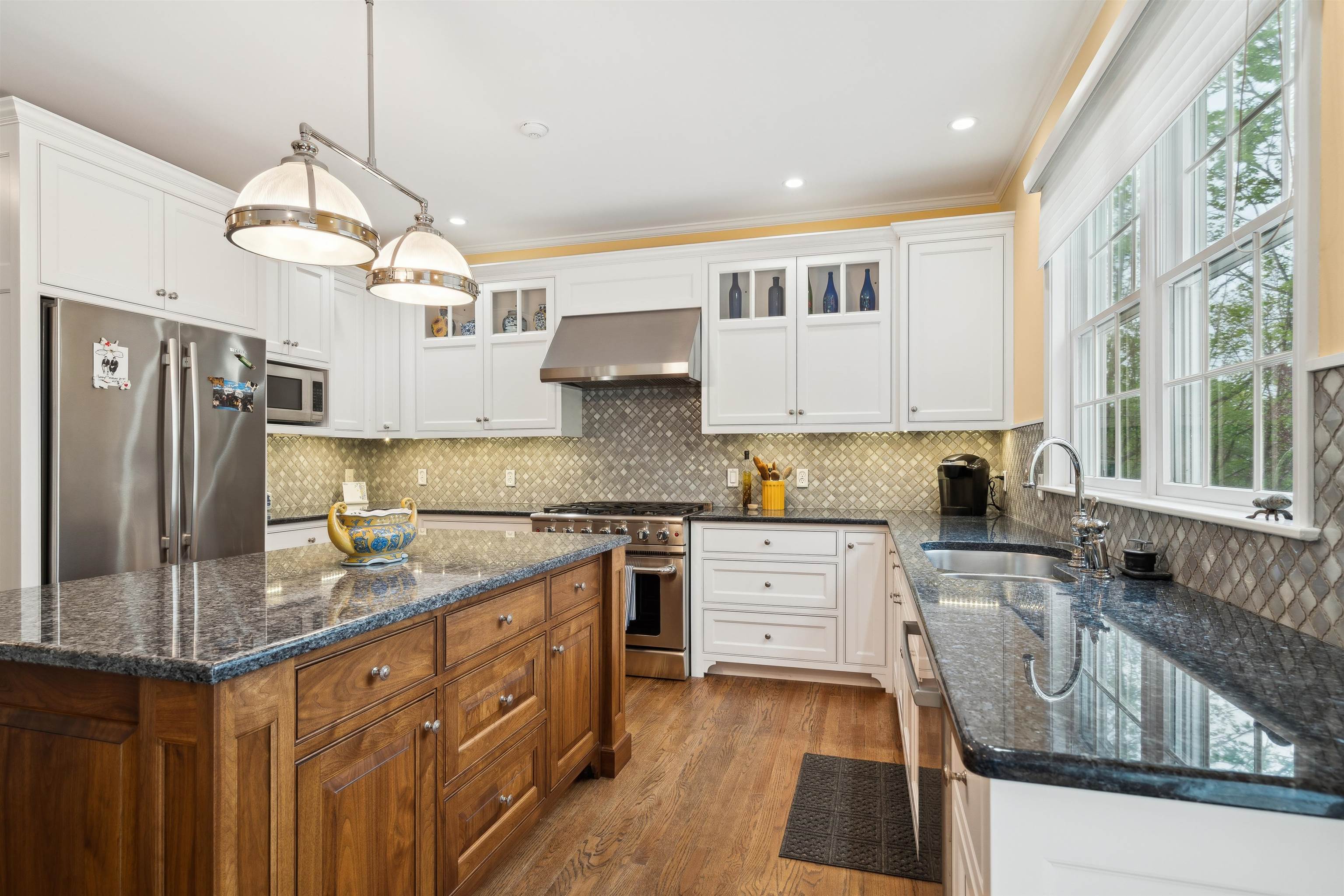 Homes for sale in Hartford, VT | 126 Primrose Ln, Hartford, VT 05059 | MLS# 5042099