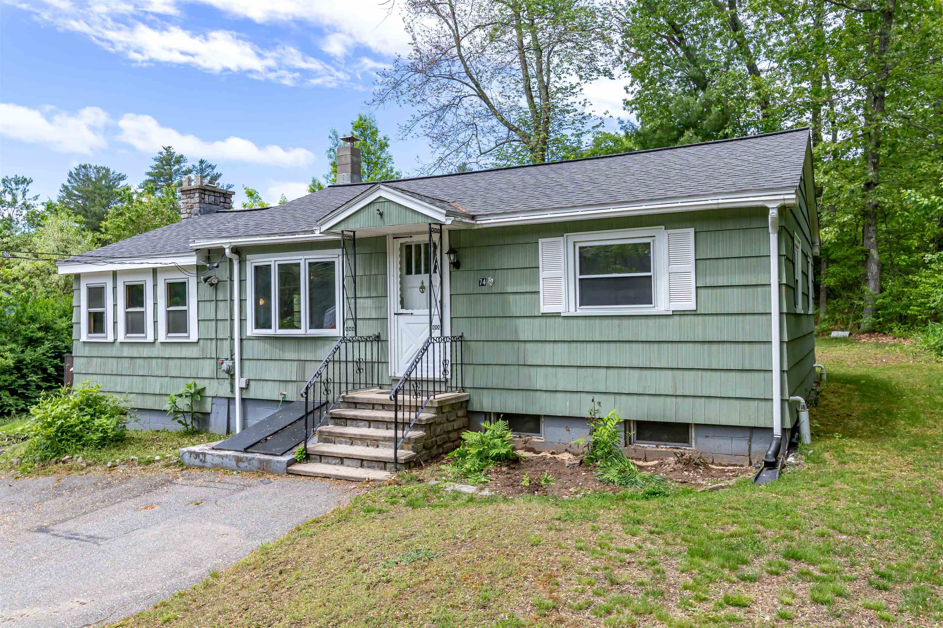 MLS 5042109: 74 Webster Avenue, Pelham NH