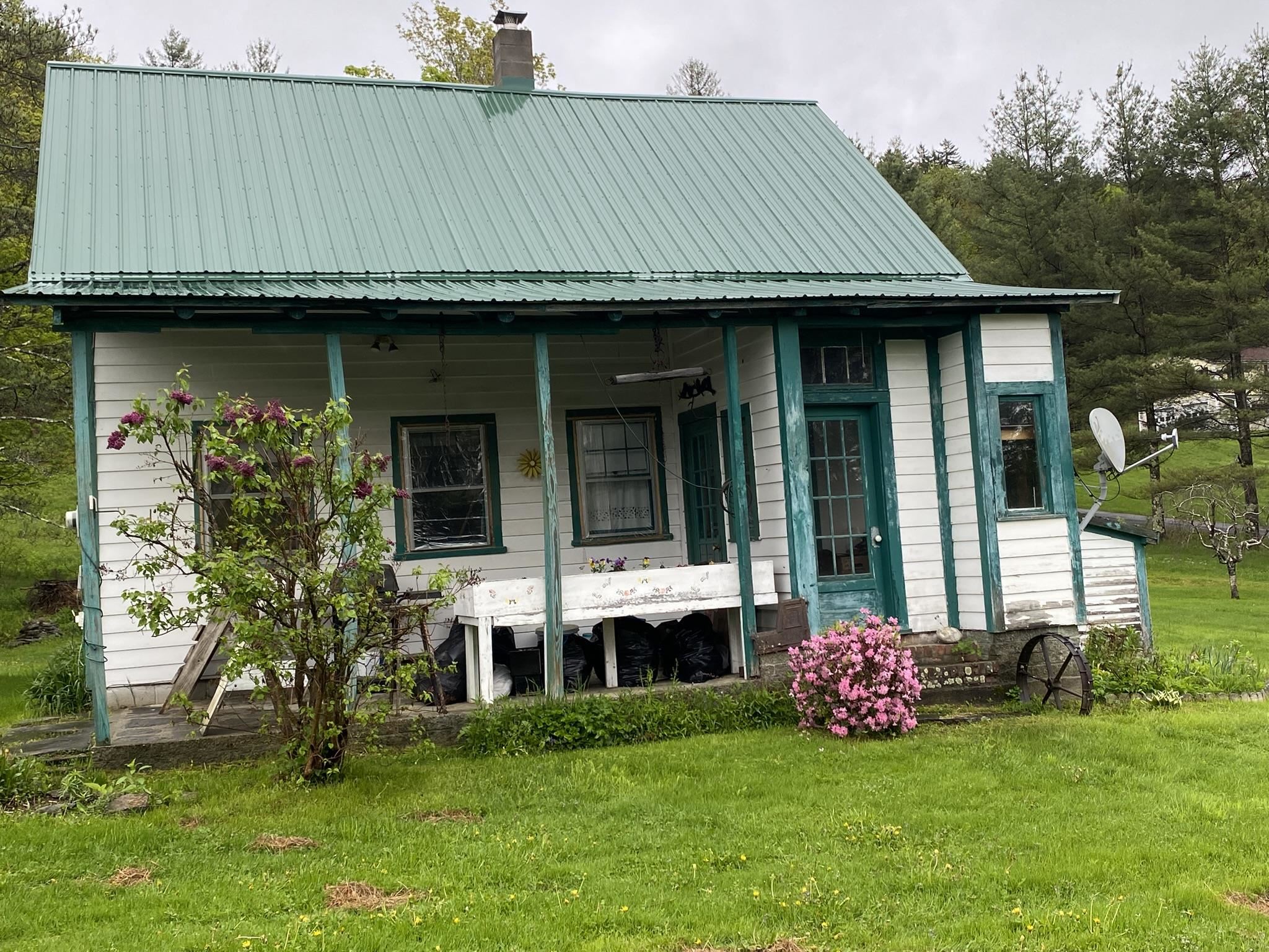 Wilmington VT Home for sale $$265,000 $164 per sq.ft.