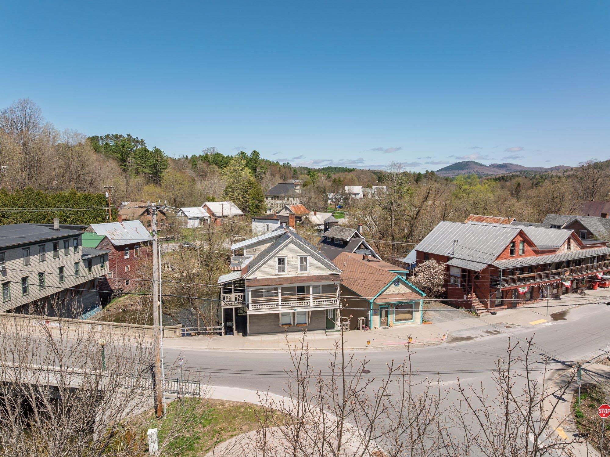 39 Main St, Plainfield, VT 05667