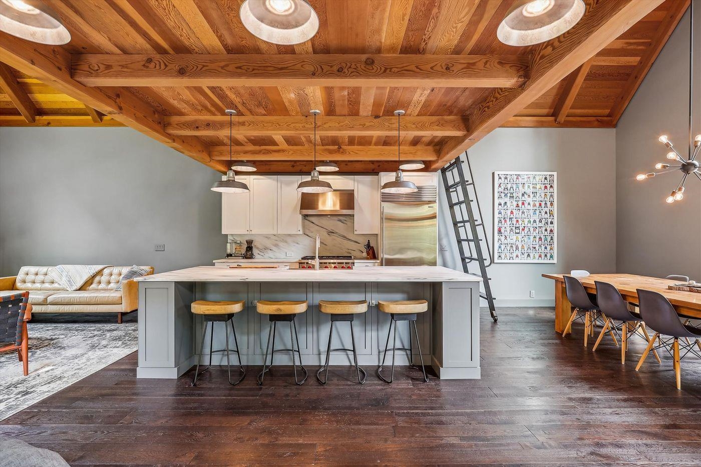 Homes for sale in Stowe, VT | 249 Falls Brook Ln, Stowe, VT 05672 | MLS# 5042568