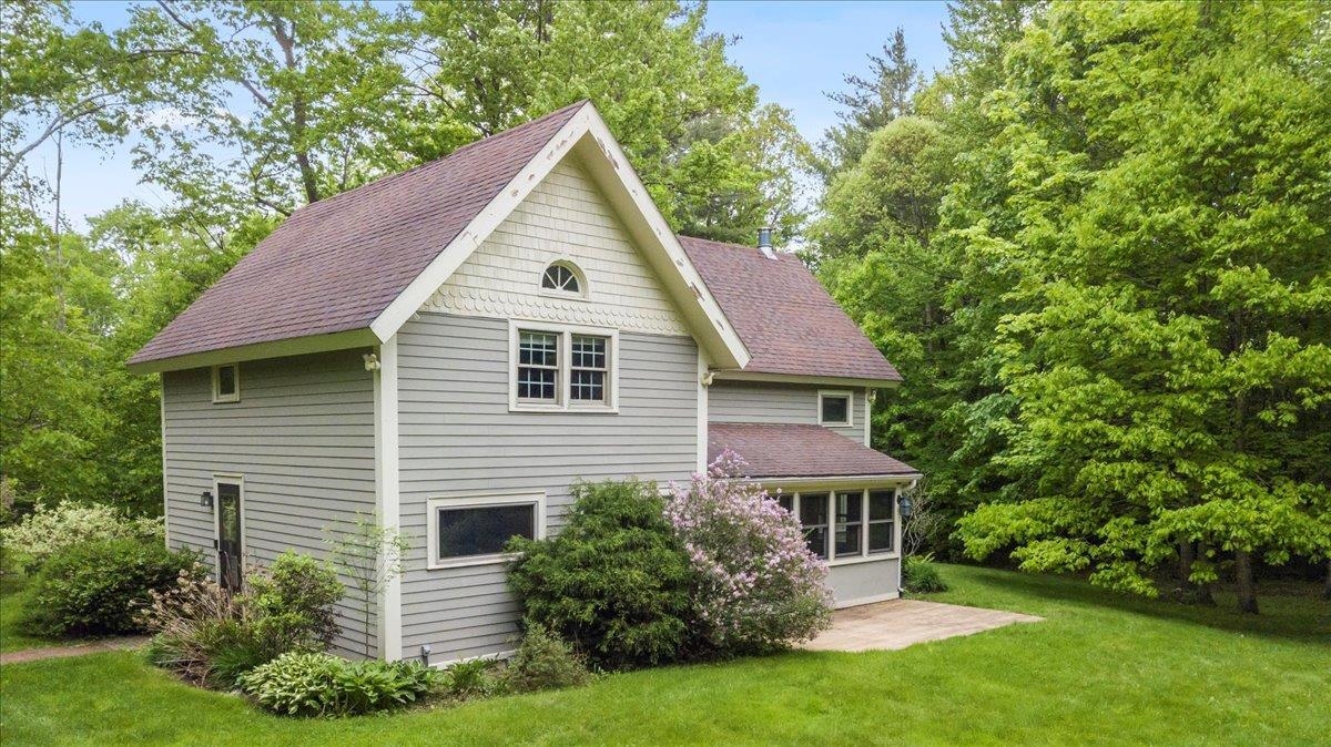 Homes for sale in Pownal, VT | 379 Swallow Hill Rd, Pownal, VT 05261 | MLS# 5042747