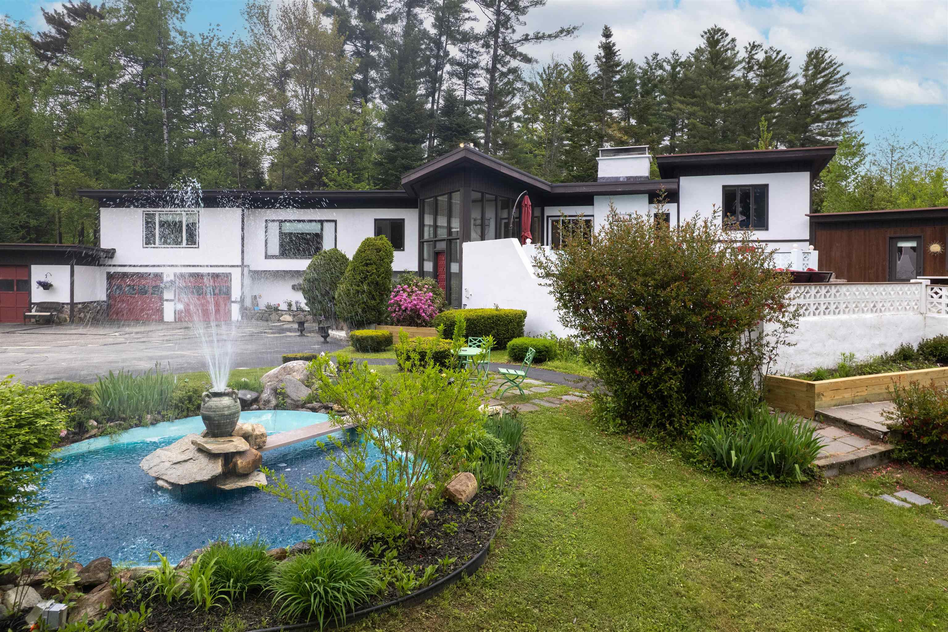 Homes for sale in Londonderry, VT | 183 Vacation Lodge Rd, Londonderry, VT 05148 | MLS# 5043258