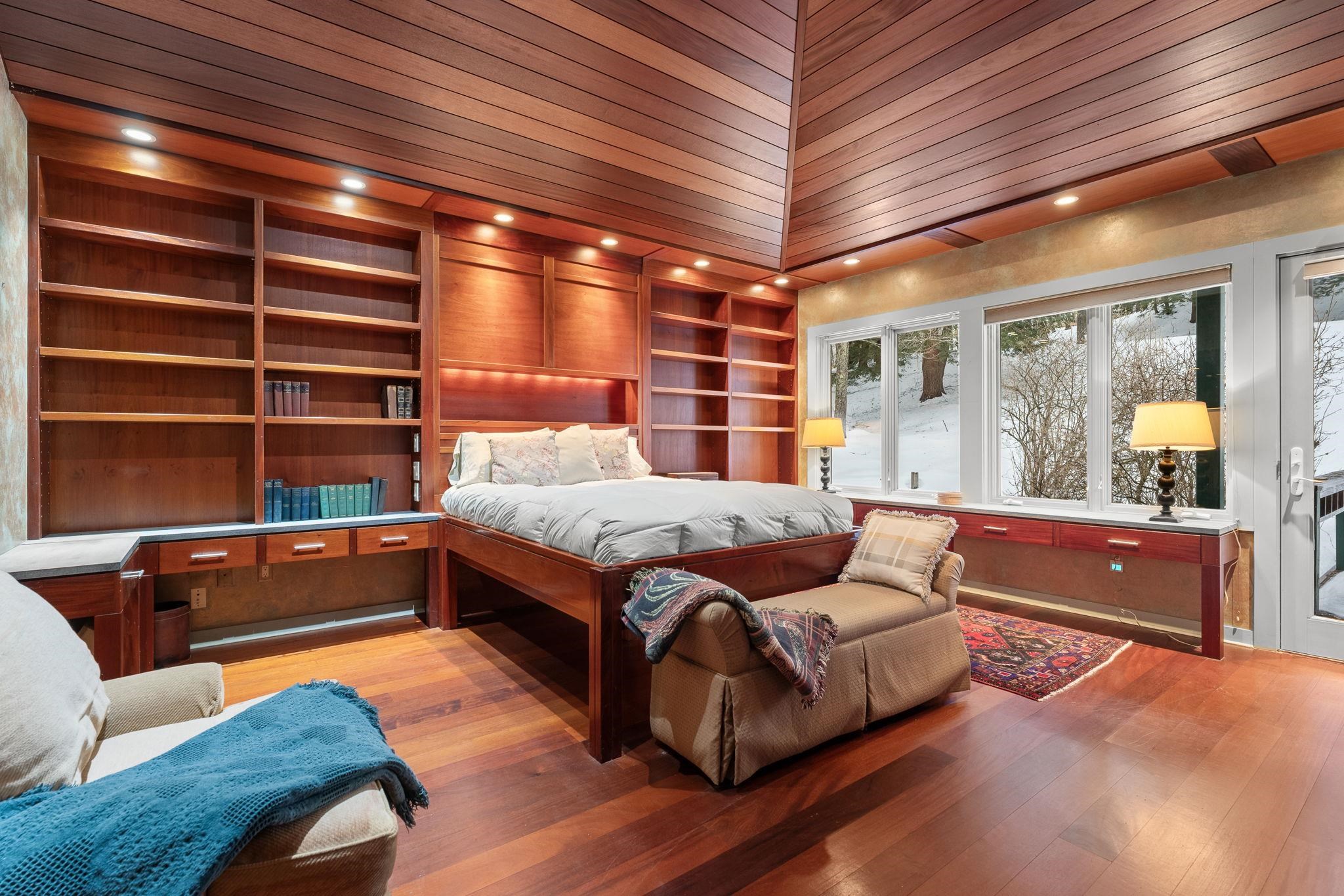 Elegant Second Level Primary Suite 22810381