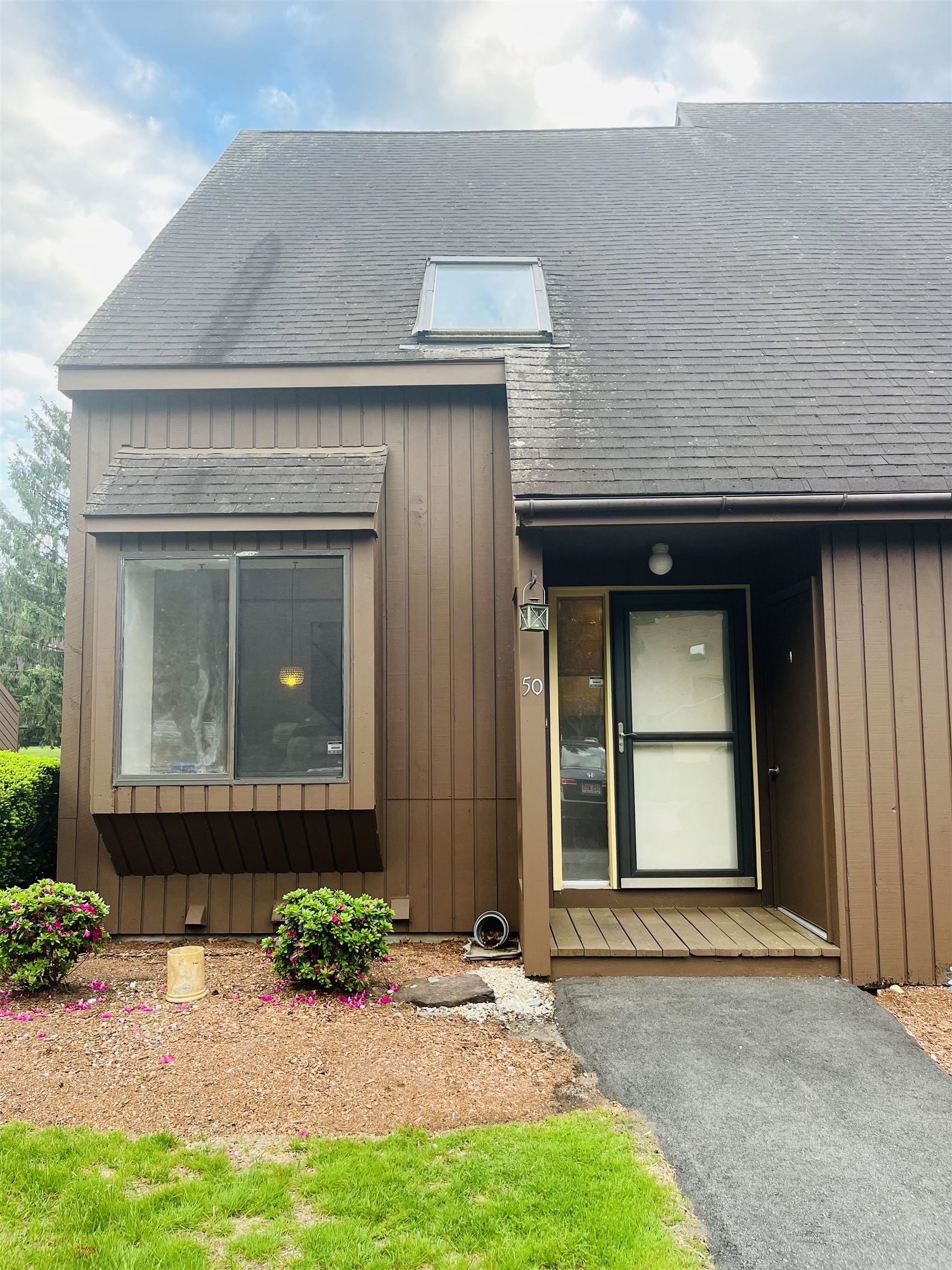 MLS 5043531: 50 Spring Cove Road, Nashua NH