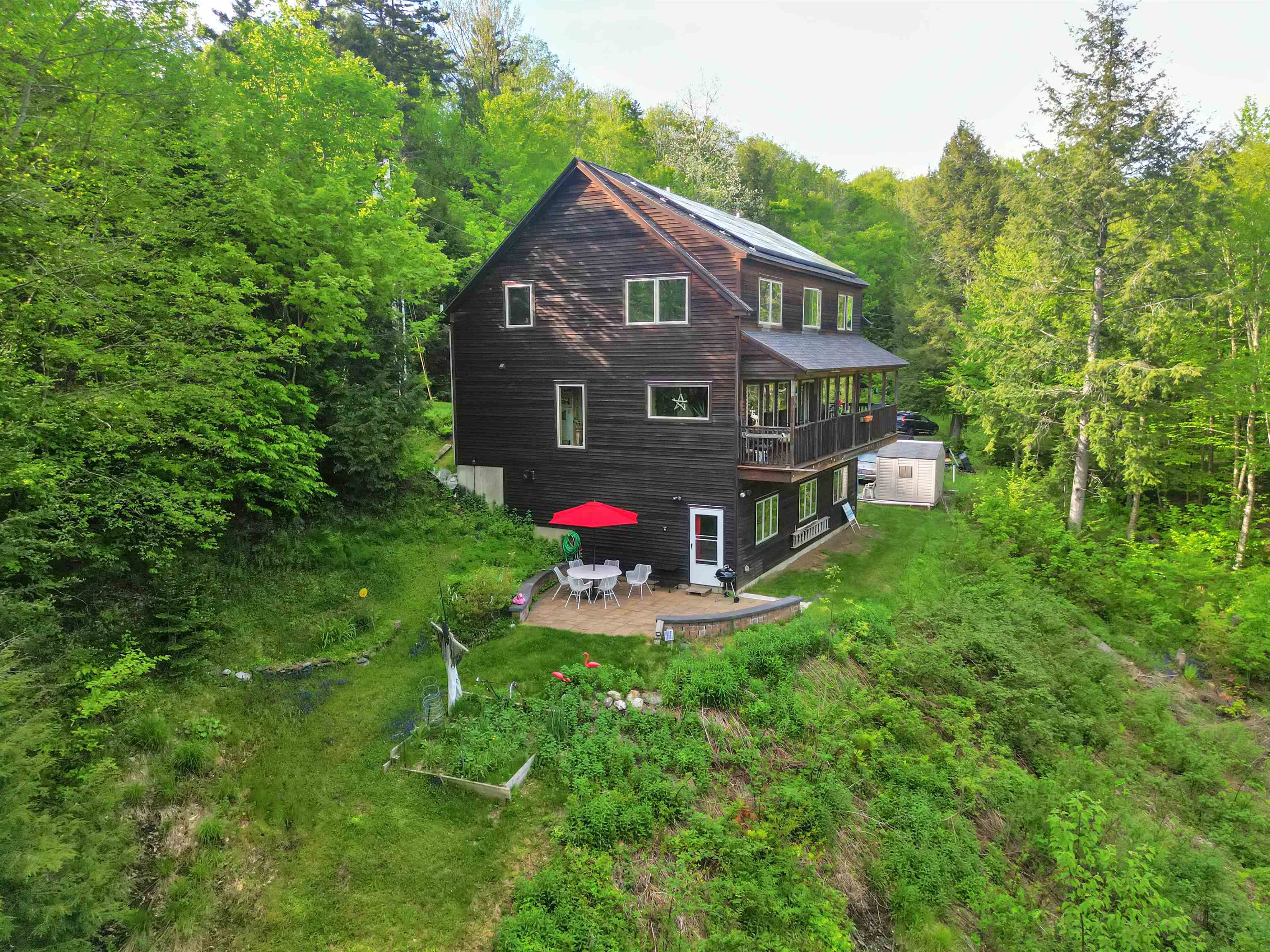 WARREN VT Home for sale $$778,000 | $216 per sq.ft.