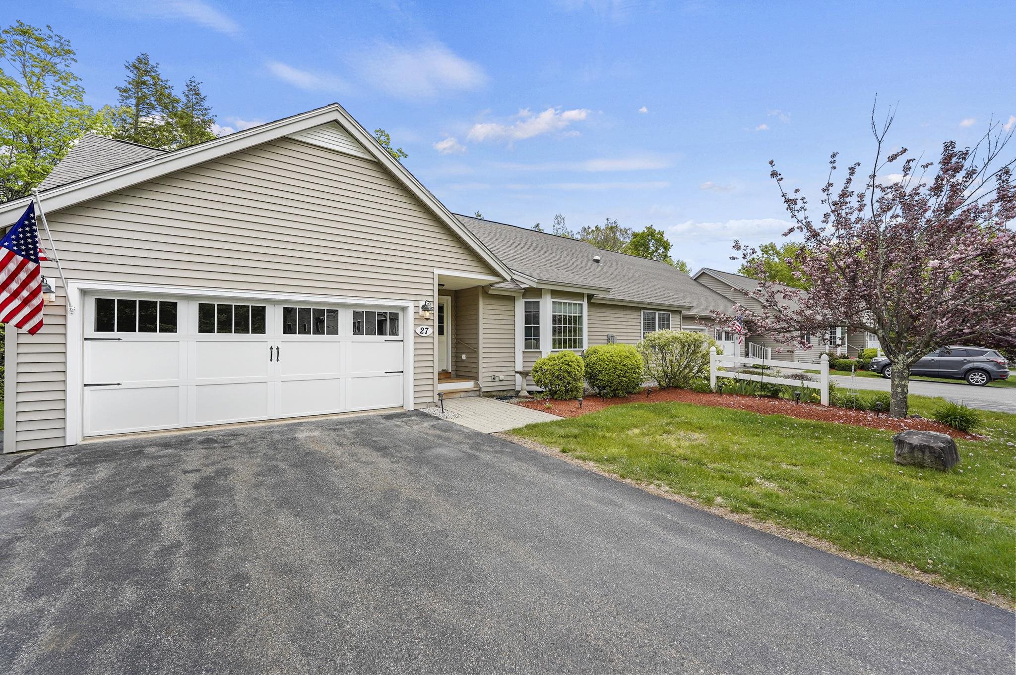 MLS 5043593: 27 Autumn Lane, Hampstead NH