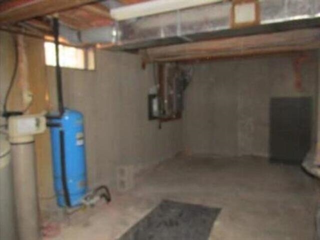 Homes for sale in Bedford, NH | 99 Cambridge Rd, Bedford, NH 03110 | MLS# 5044148