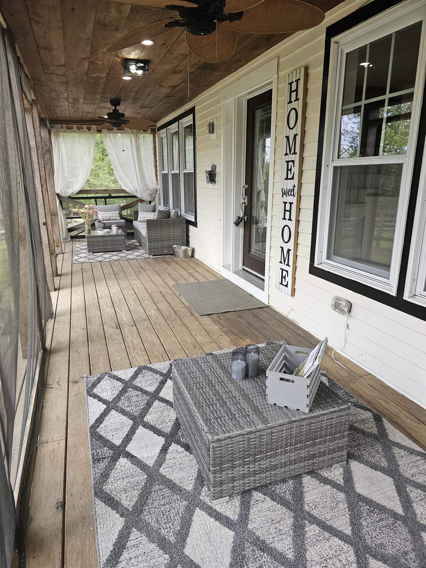 Homes for sale in Pelham, NH | 436 Mammoth Rd, Pelham, NH 03076 | MLS# 5044268