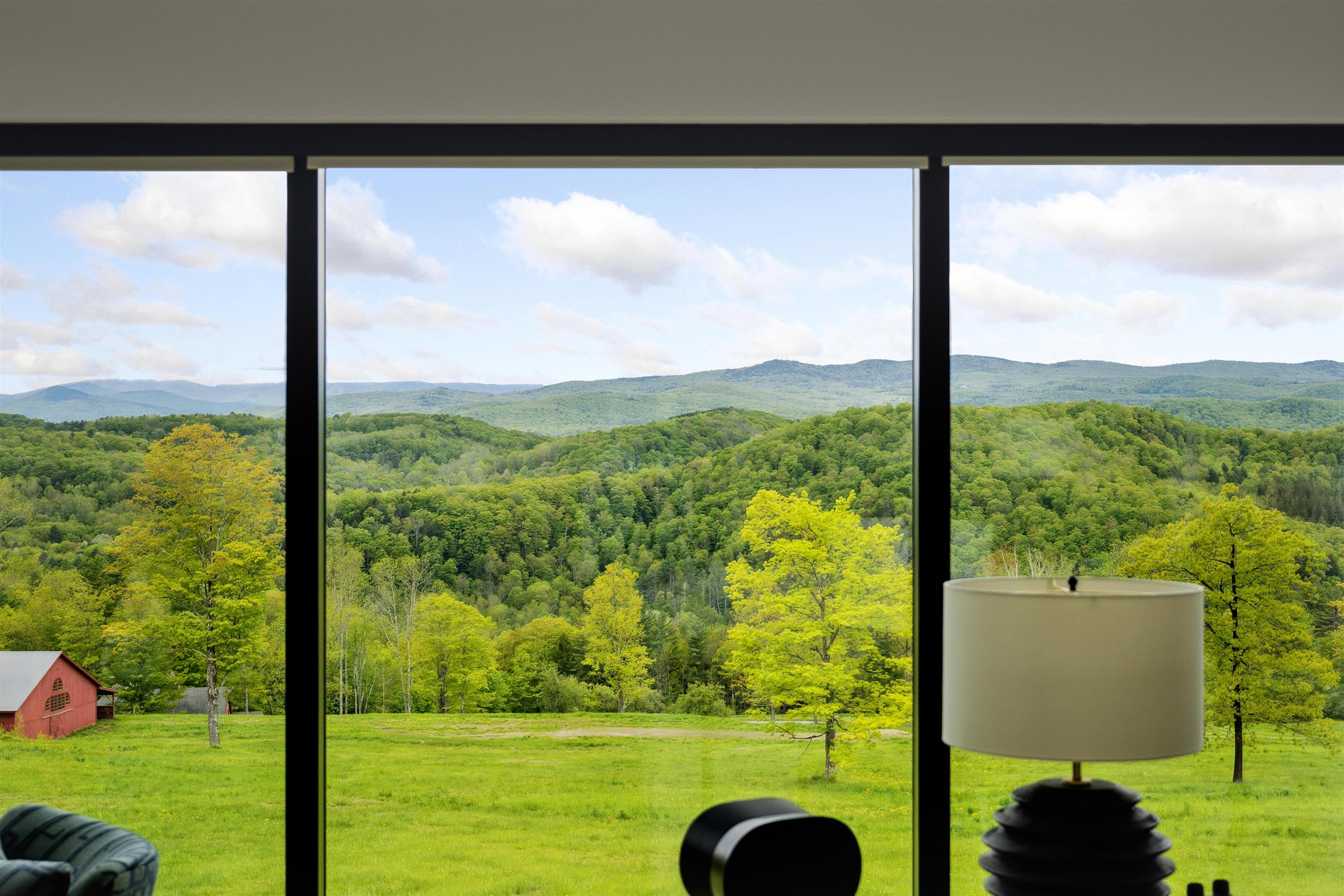 Homes for sale in Woodstock, VT | 412 Skyland Ln, Woodstock, VT 05091 | MLS# 5044620